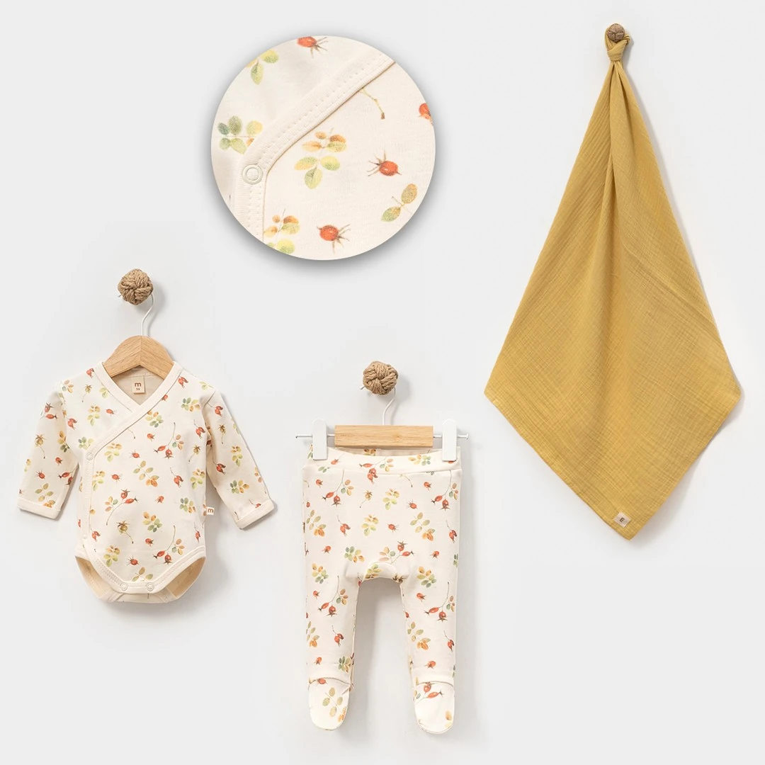 Lora Bliss Unisex Desenli 3’lü Bebek Seti | Kruvaze Body, Ayaklı Alt & Müslin Battaniye - Hardal