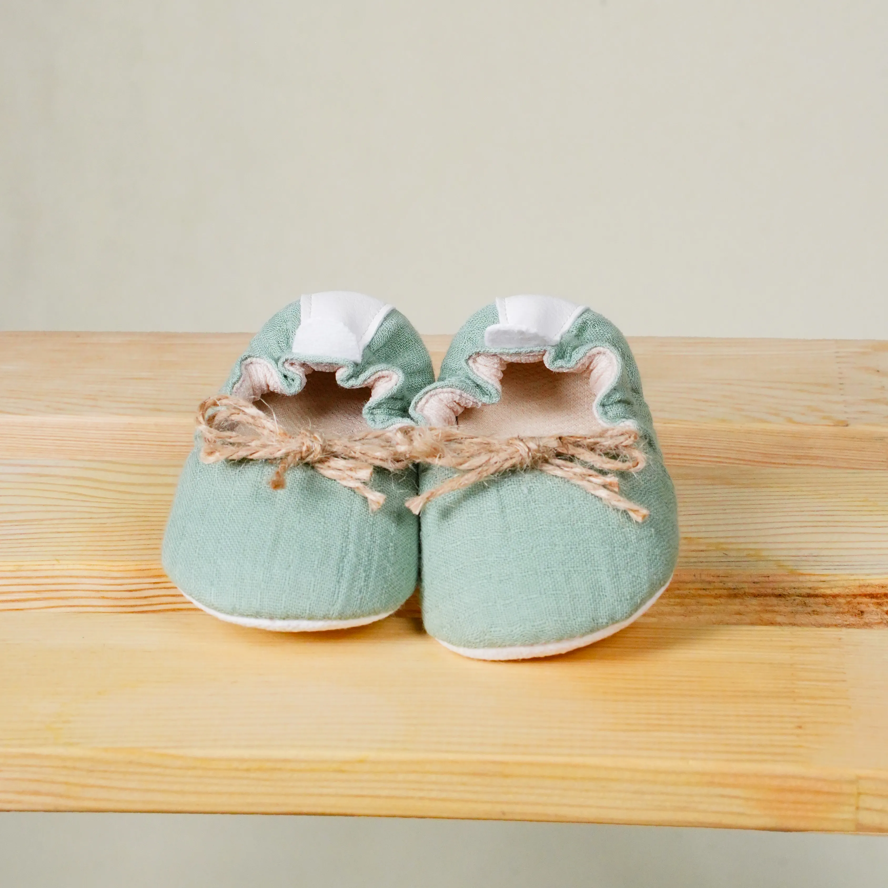 Lora Bliss – Kız Bebek Patik - Beyaz- Yeşil