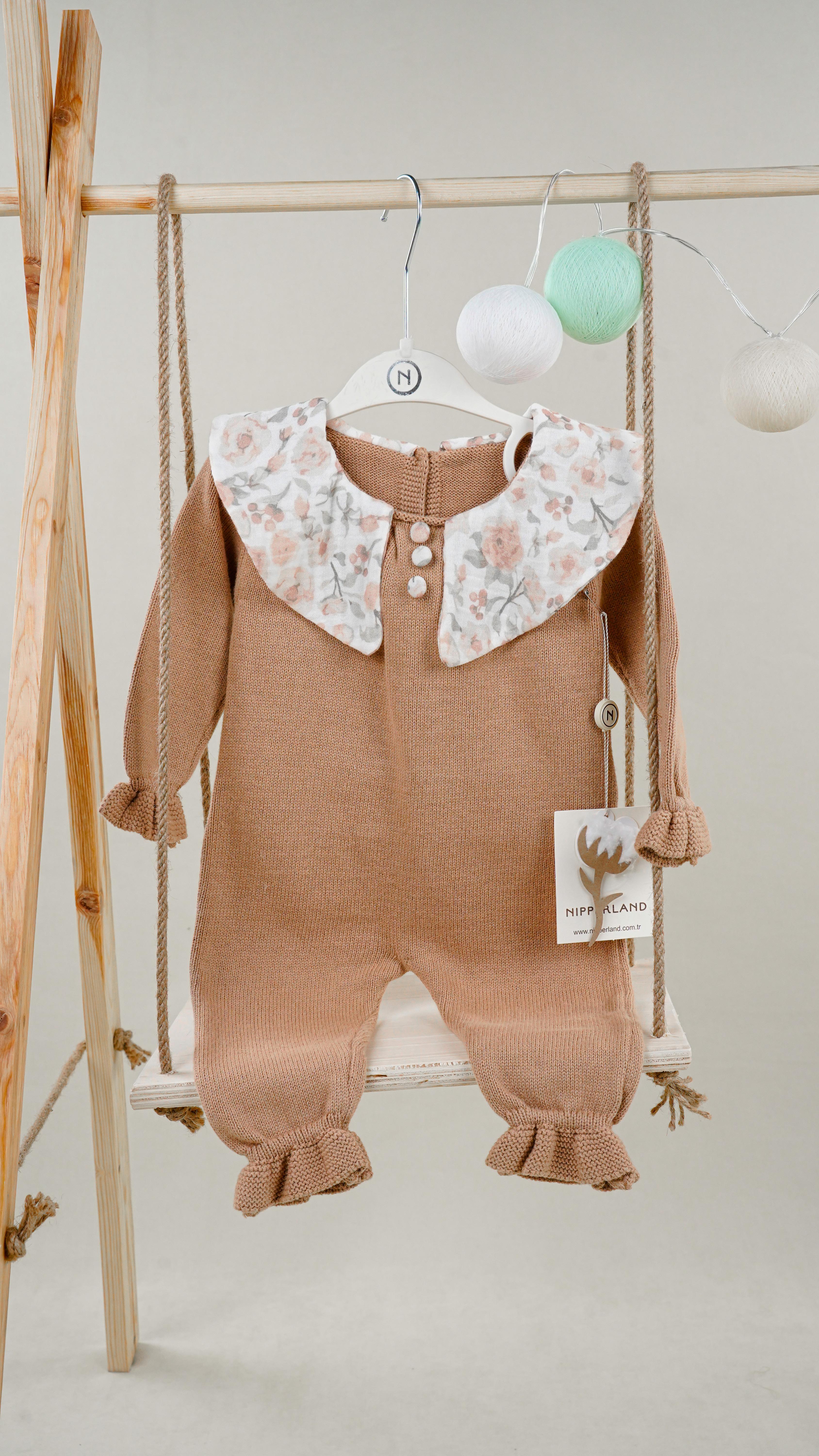Lora Bliss Kız Bebek Kahverengi Kuğulu Fırfırlı Tulum | 3-6-9-12 Ay %100 Pamuk