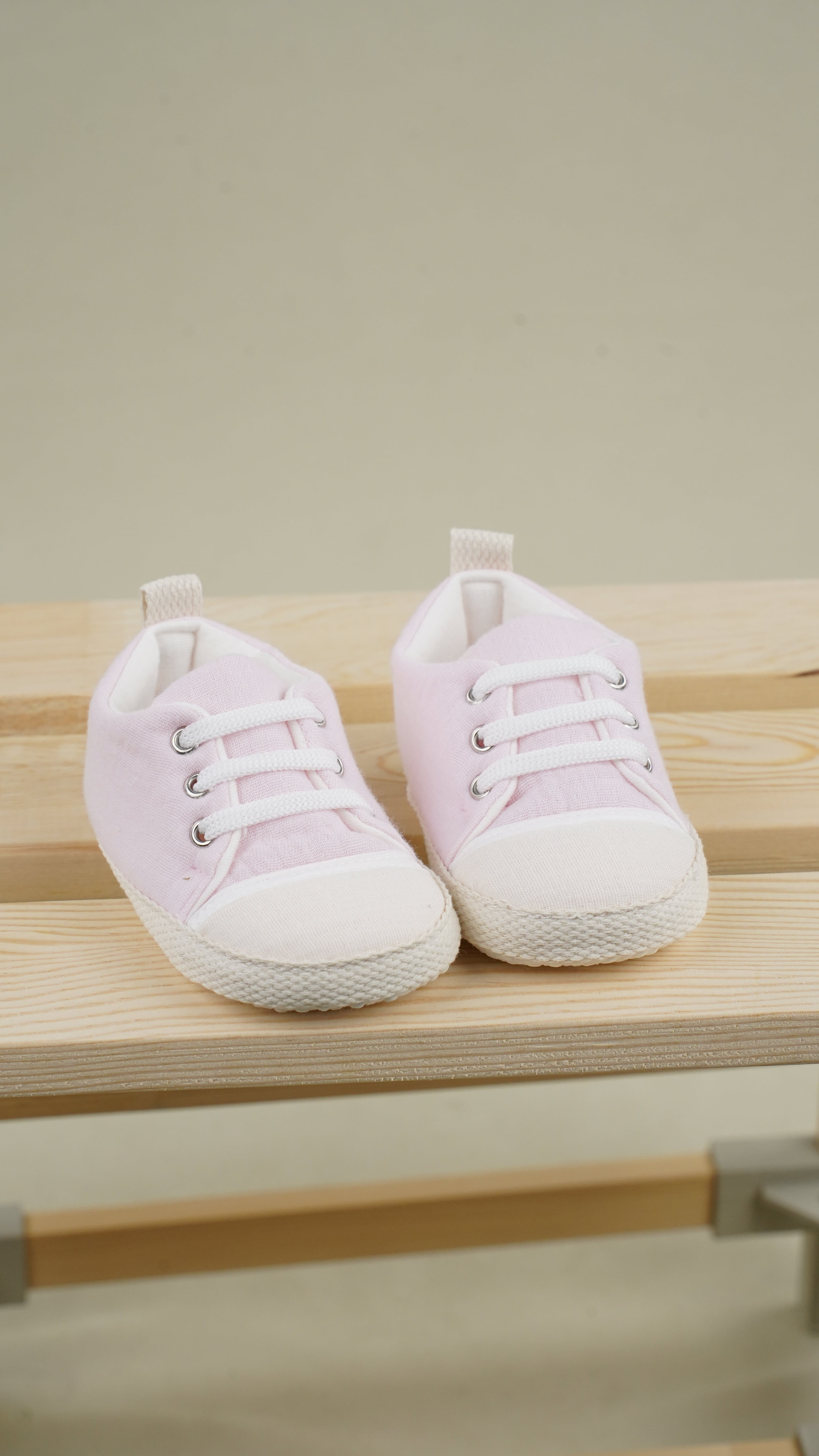 Lora Bliss 3 Bağcıklı Müslin Kumaş Unisex Kısa Patik – 18-19 Numara - Pembe
