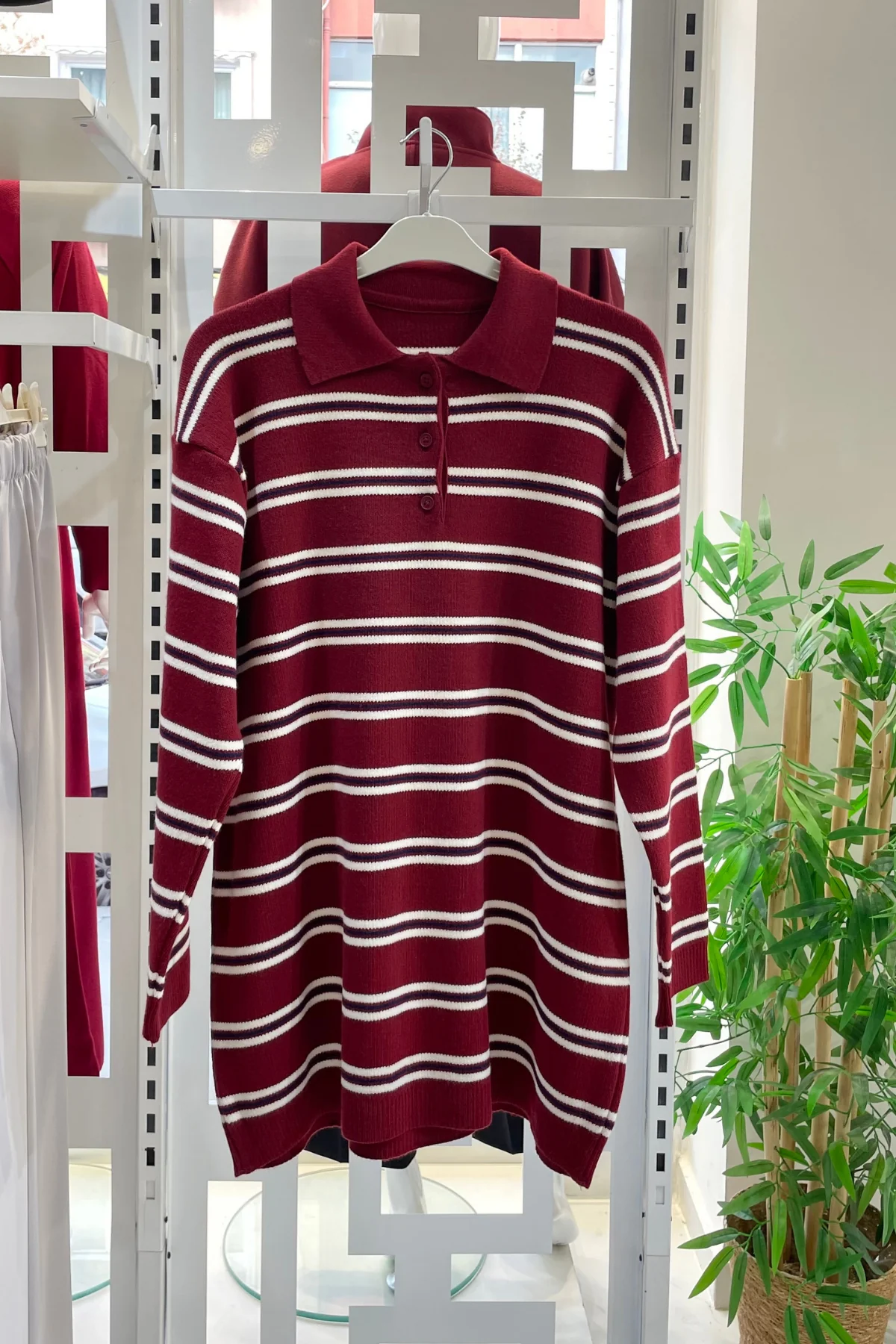 Polo Yaka Çizgili Triko Kazak - Kırmızı