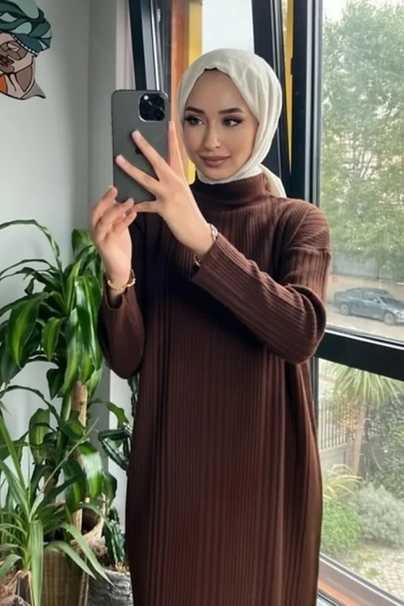 Yarım Balıkçı  Triko Elbise