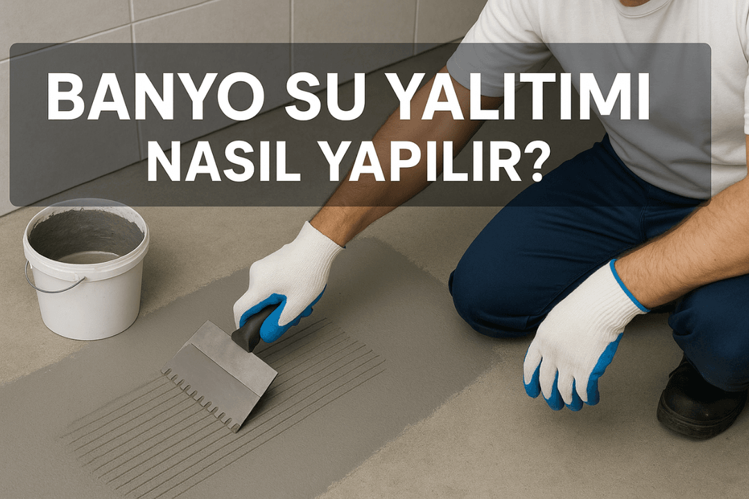Banyo su yalıtımı uygulaması – fırça ile izolasyon malzemesi sürülüyor. 