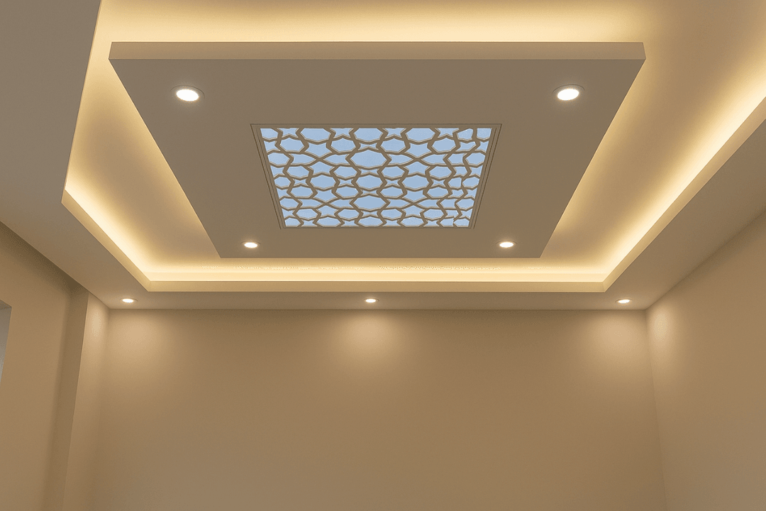 Uzunköprü'de led aydınlatmalı, dekoratif desenli modern asma tavan tasarımı. Estetik ve fonksiyonel iç mekan uygulaması.