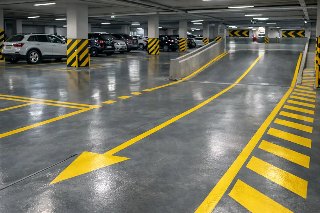 Kapalı otopark ve araç garajlarında kaymaz epoksi zemin kaplama uygulaması