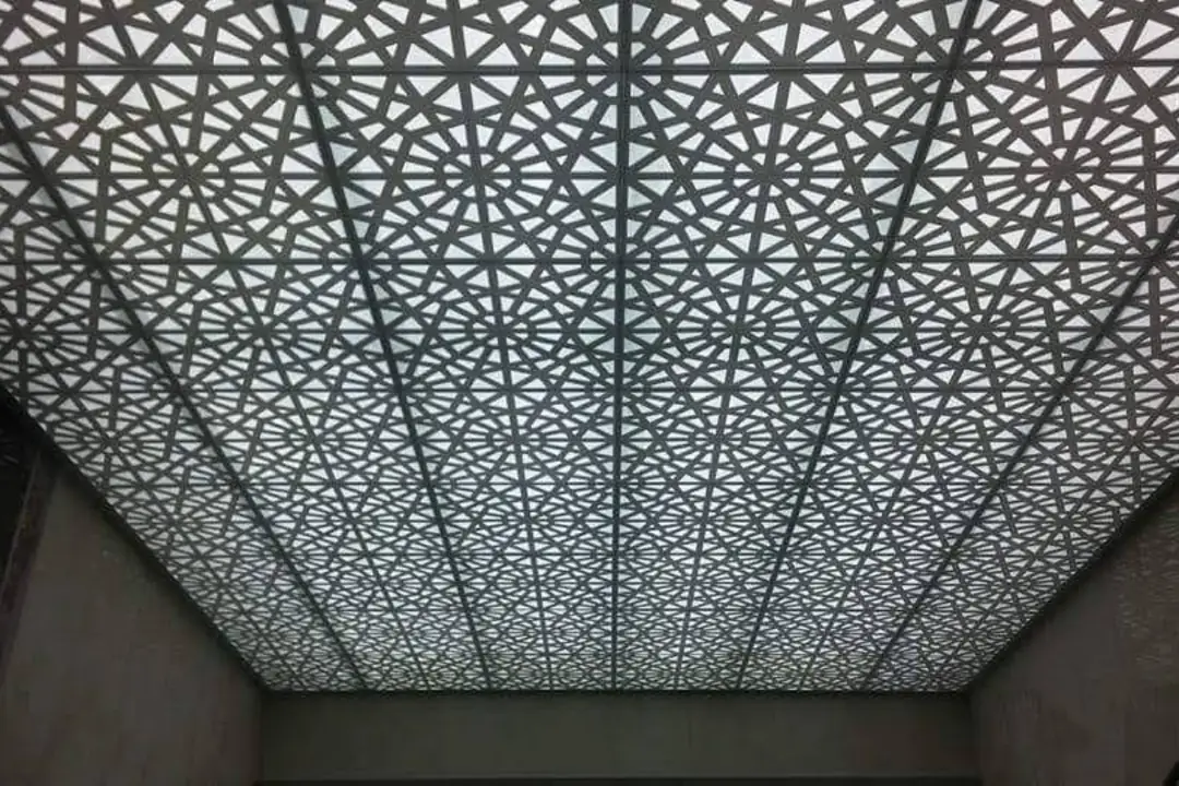 60x60 PVC asma tavan panel modelleri ve ofis uygulamaları&nbsp;