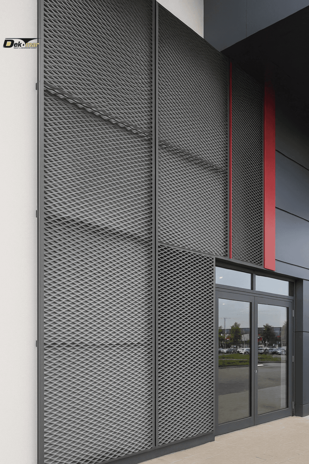 AVM cephesine uygulanan modern metal mesh paneller, estetik tasarımı ve dayanıklı yapısıyla dikkat çekiyor. 