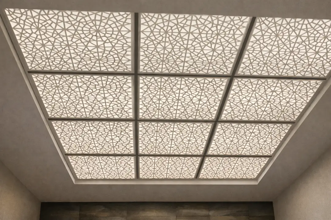 Desenli plastik asma tavan modelleri altın varak ve dekoratif seçenekler&nbsp;