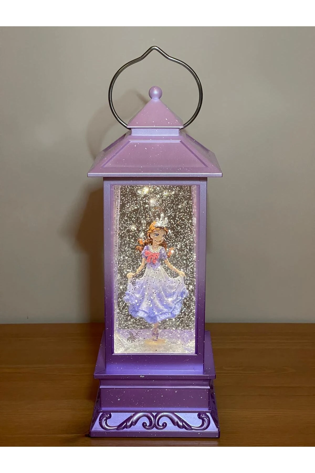 Deluxe Kar Küresi , Su Küresi, Işıklı, Müzikli, Hareketli, Kendinden Kar Yağdırma, Çocuk odası