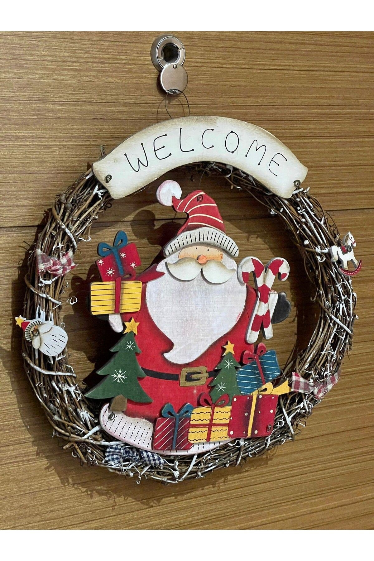 16 Cm Çapında, Yeni Yıl Temalı Noel Baba Merry Christmas Çelenk, Kapı Süsü, Duvar Süsü, Ağaç Süsü - model2