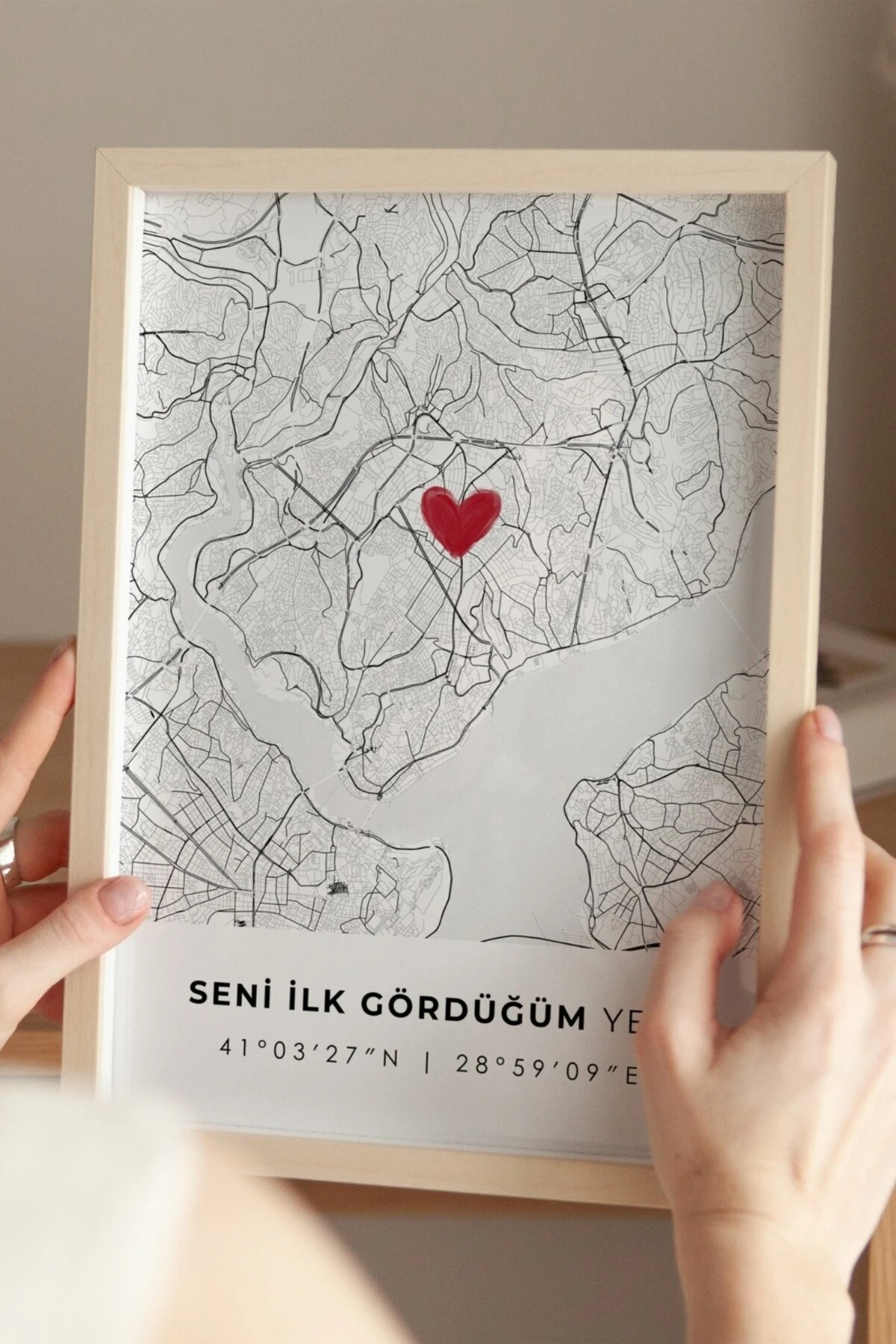 Seni İlk Gördüğüm Yer 'Şişli' Çerçevesiz Poster, Sevgiliye Arkadaşa İlk Buluşma İstanbul Hediyesi