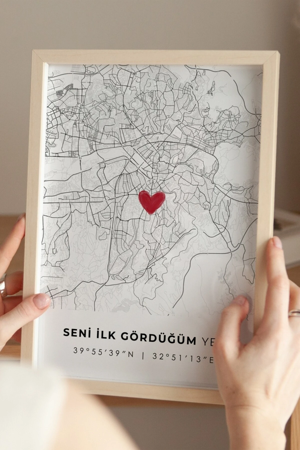 Seni İlk Gördüğüm Yer 'Tunalı' Çerçevesiz Poster, Sevgiliye Arkadaşa İlk Buluşma Ankara Hediyesi