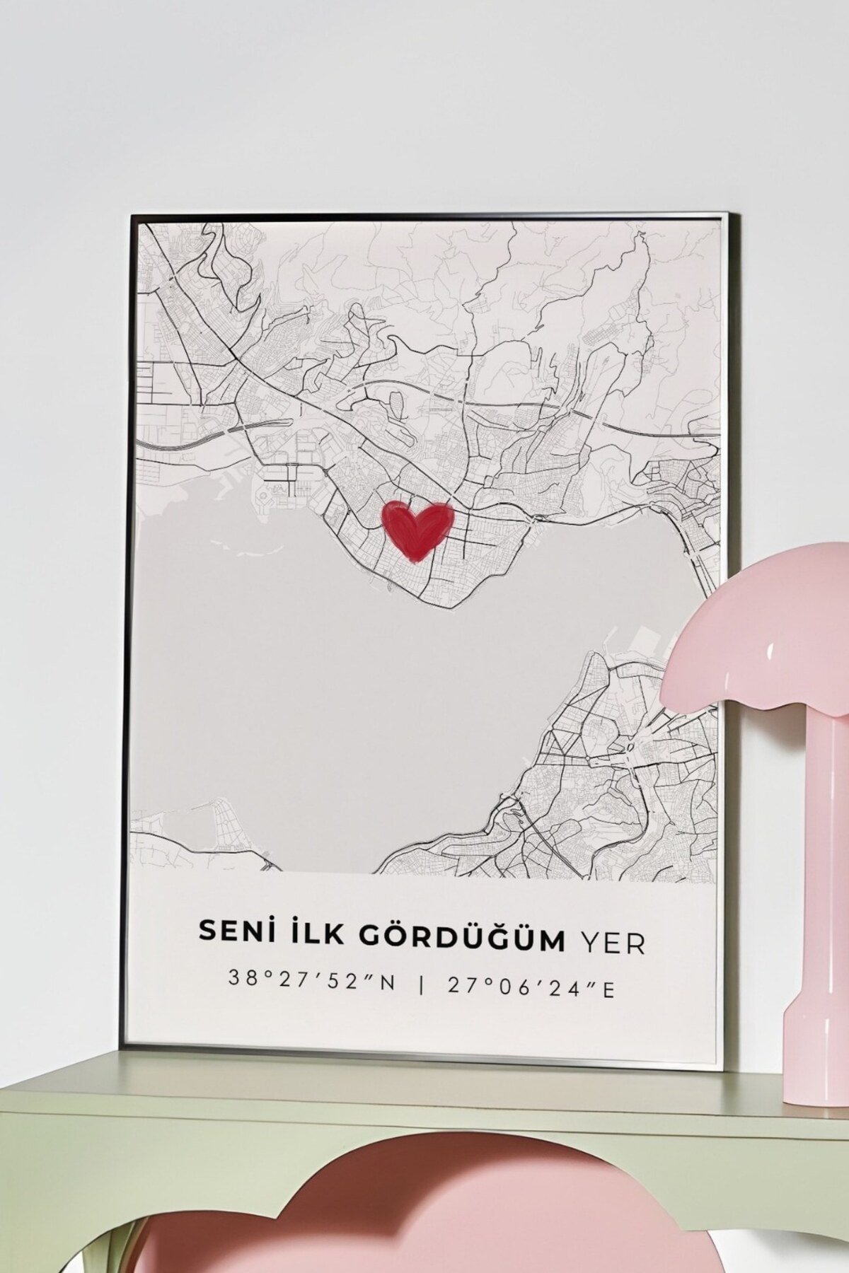 Seni İlk Gördüğüm Yer 'Karşıyaka' Çerçevesiz Poster, Sevgiliye Arkadaşa İlk Buluşma İzmir Hediyesi