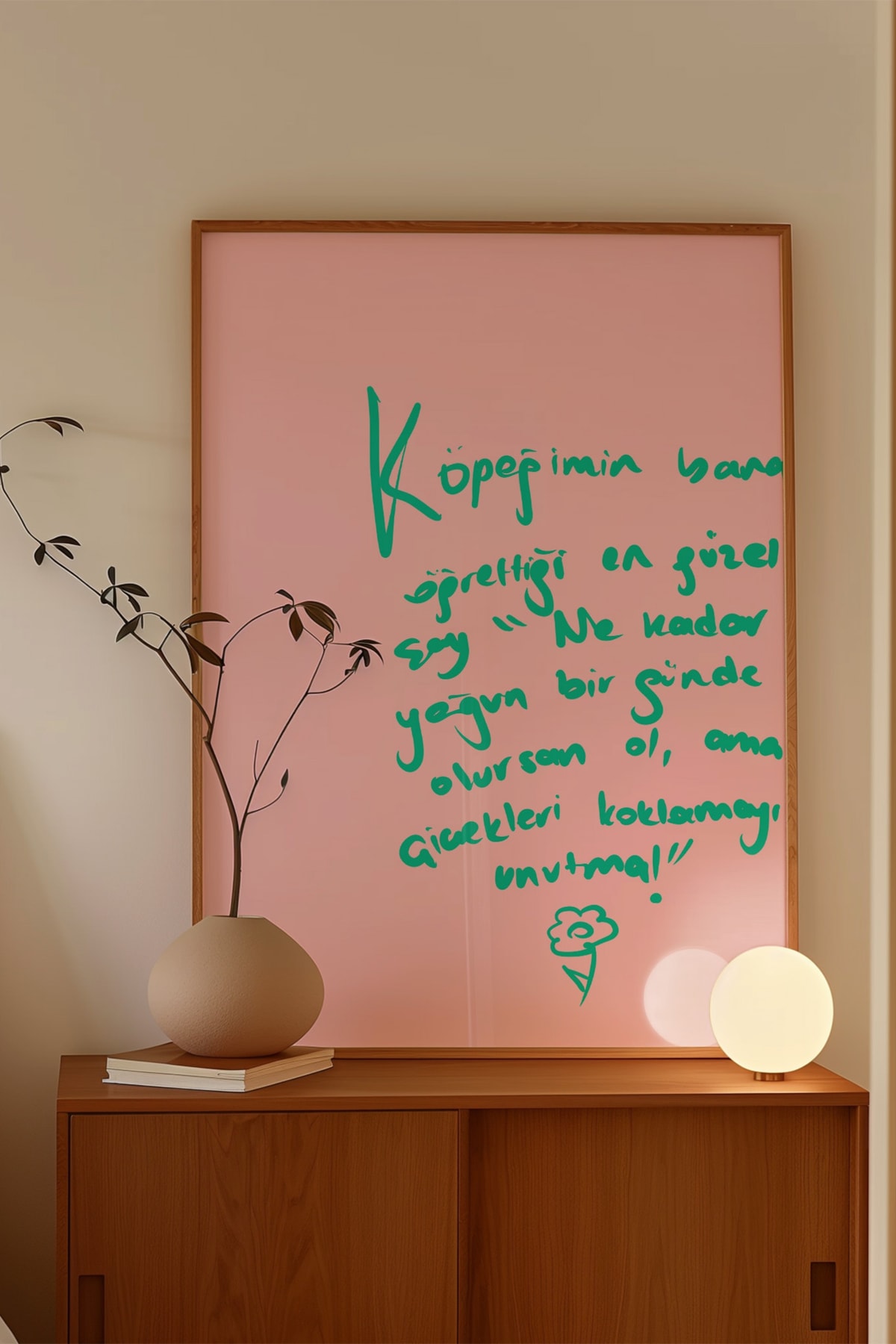 'Çiçekleri Koklamayı Unutma' Çerçevesiz Poster, Köpek Ailelerine Köpekli Duvar Dekorları