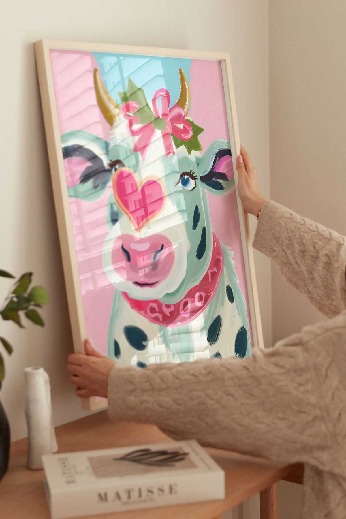 Blush the Cow Çerçevesiz Poster