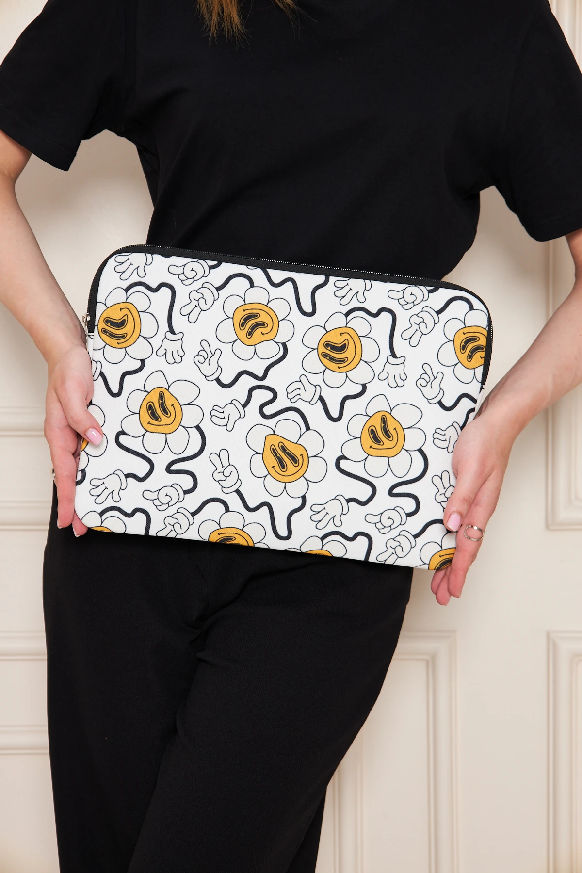 WOLF & ROCK SMILE NOTEBOOK CASE 13''-14''