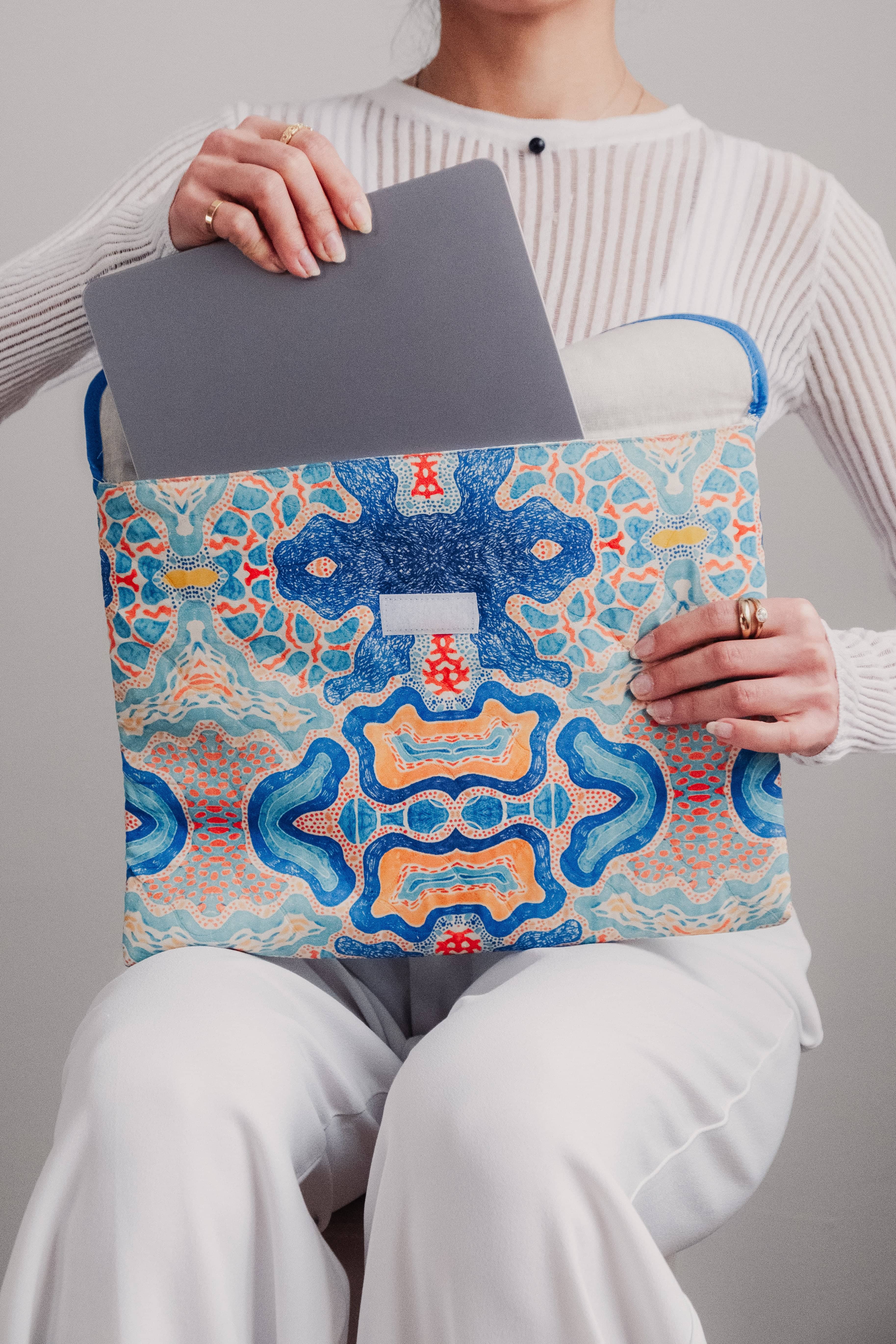 Paloma Blue - Wolf&Rock Mavi Desenli Notebook/Tablet Kılıfı 13''-14''-15'' Uyumlu