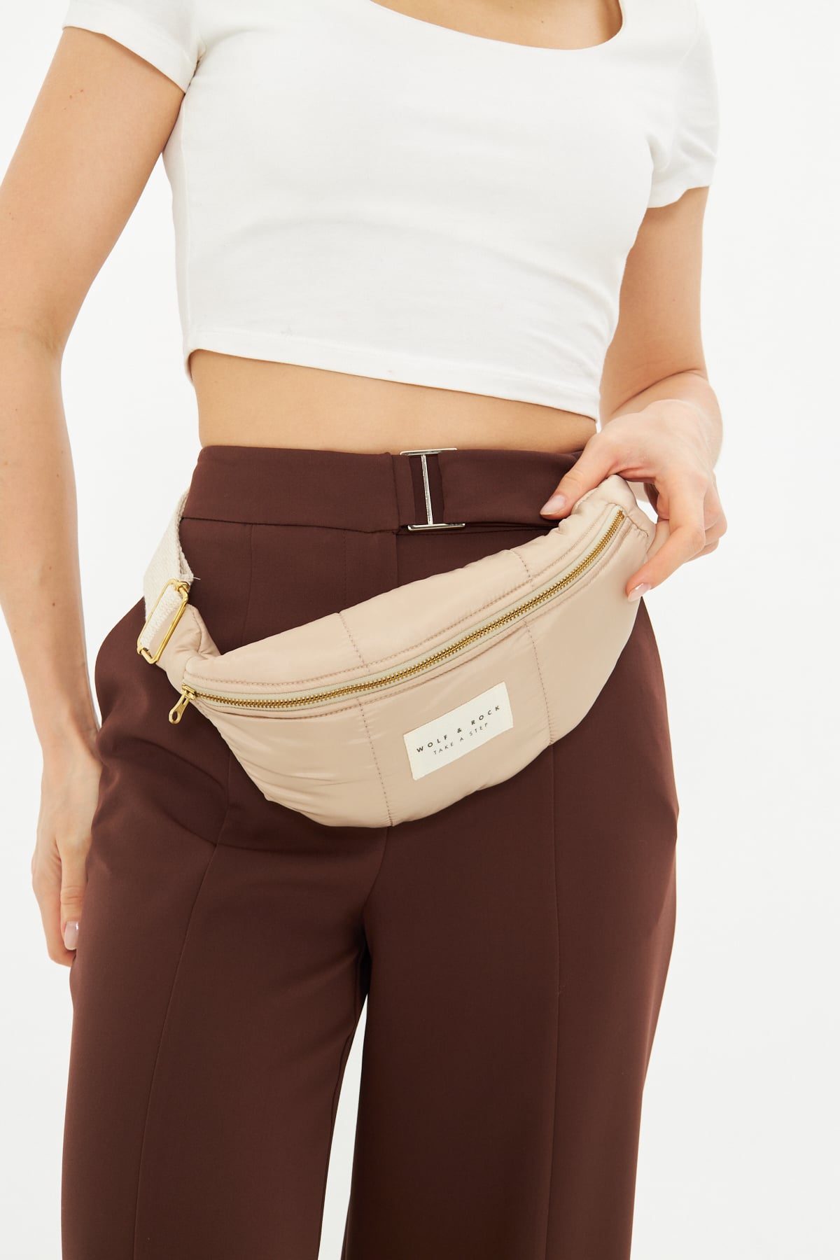 Wolf&Rock Line Sand Freebag / Gold Detaylı Krem Kapitone Kumaş Bel ve Omuz Çantası