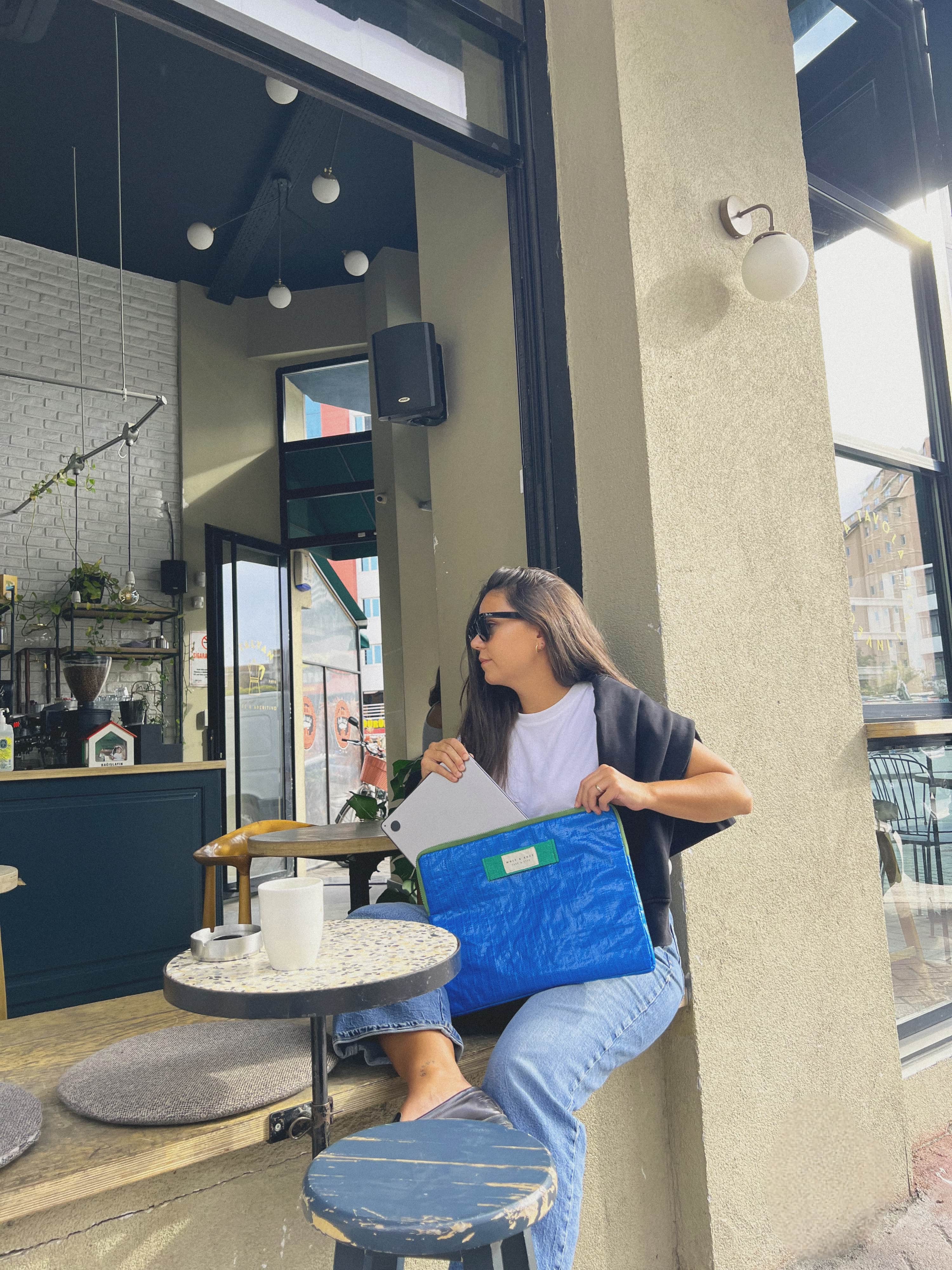 Wolf&Rock Su Geçirmez Koruyucu Ped'li Notebook/Laptop Kılıfı 15''-16'' Uyumlu