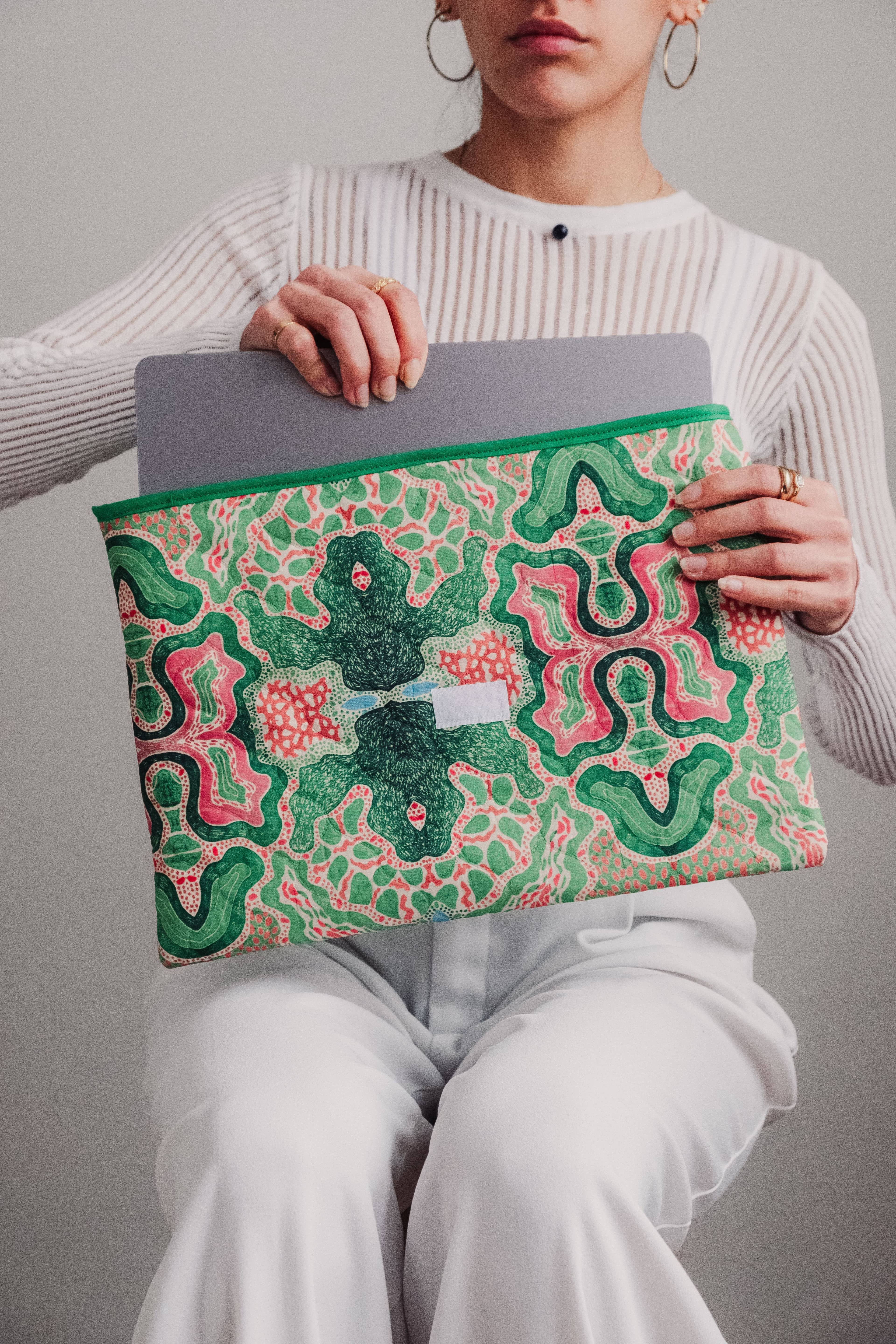 Paloma Green -Wolf&Rock Yeşil Desenli Notebook/tablet Kılıfı 13''-14''-15'' Uyumlu