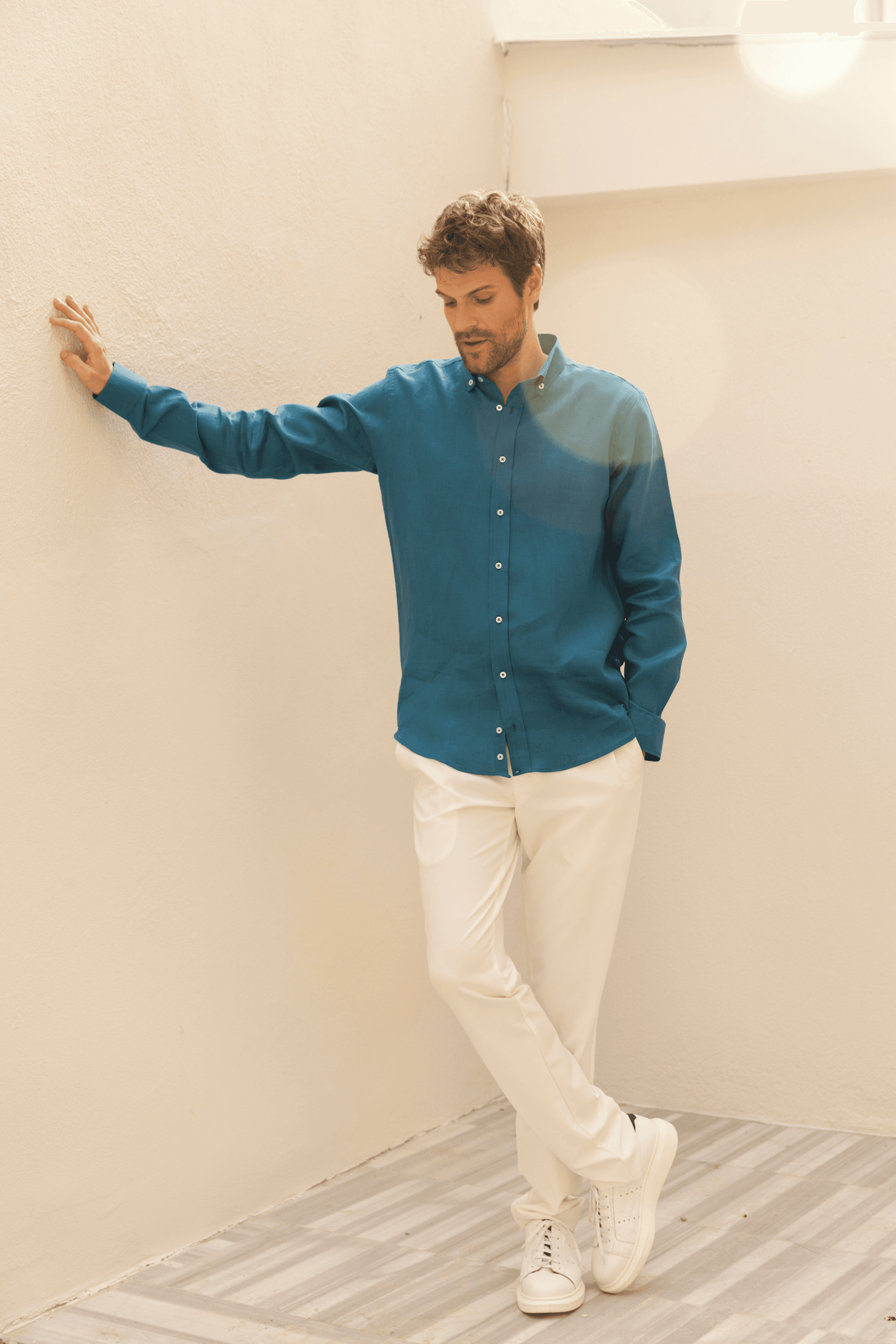 100% Linen Button-Down Collar Modern Fit Casual Shirt Without Pockets