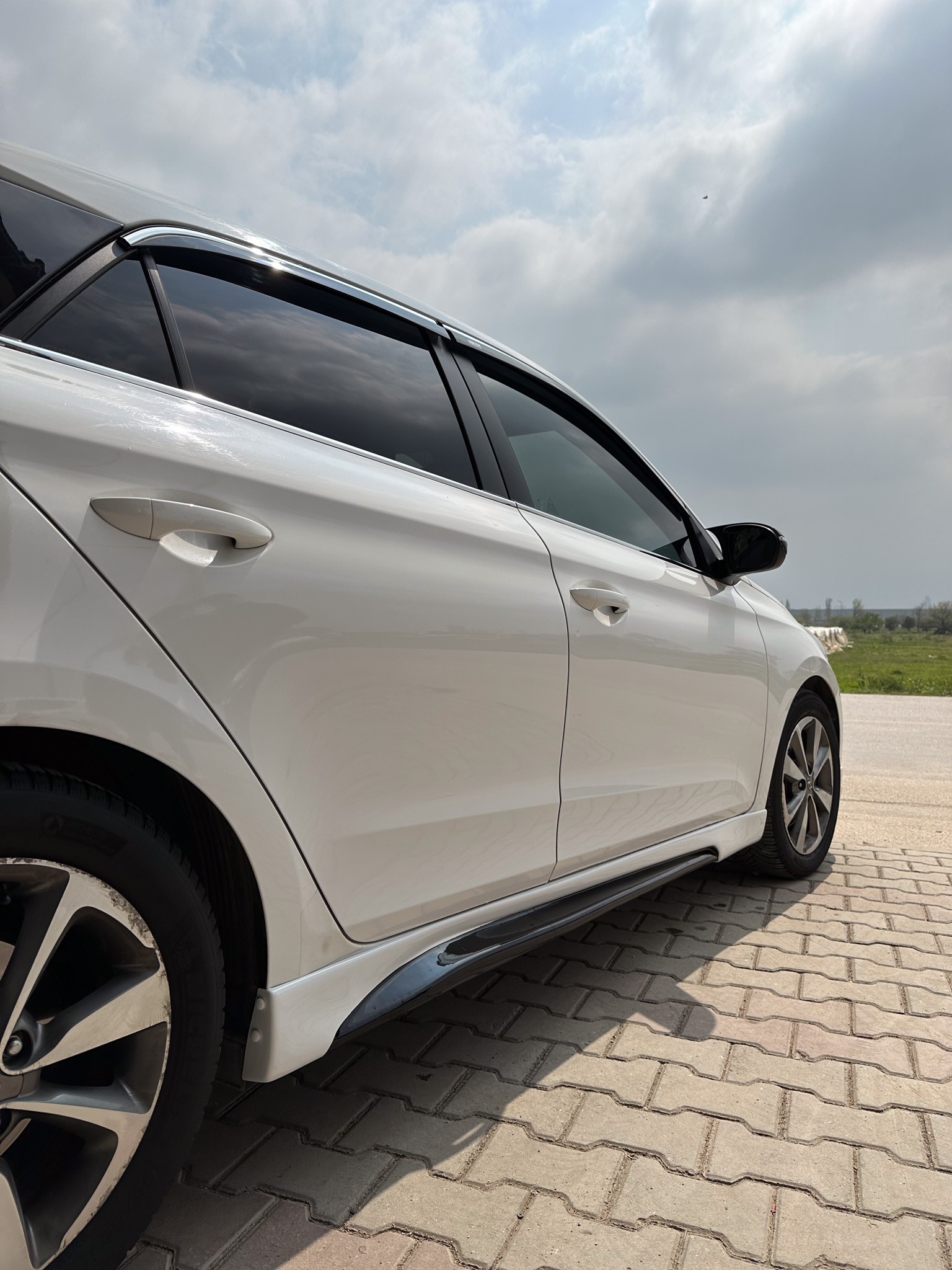 HYUNDAİ İ20 BODY KİT SETİ BOYALI ( PLASTİK )