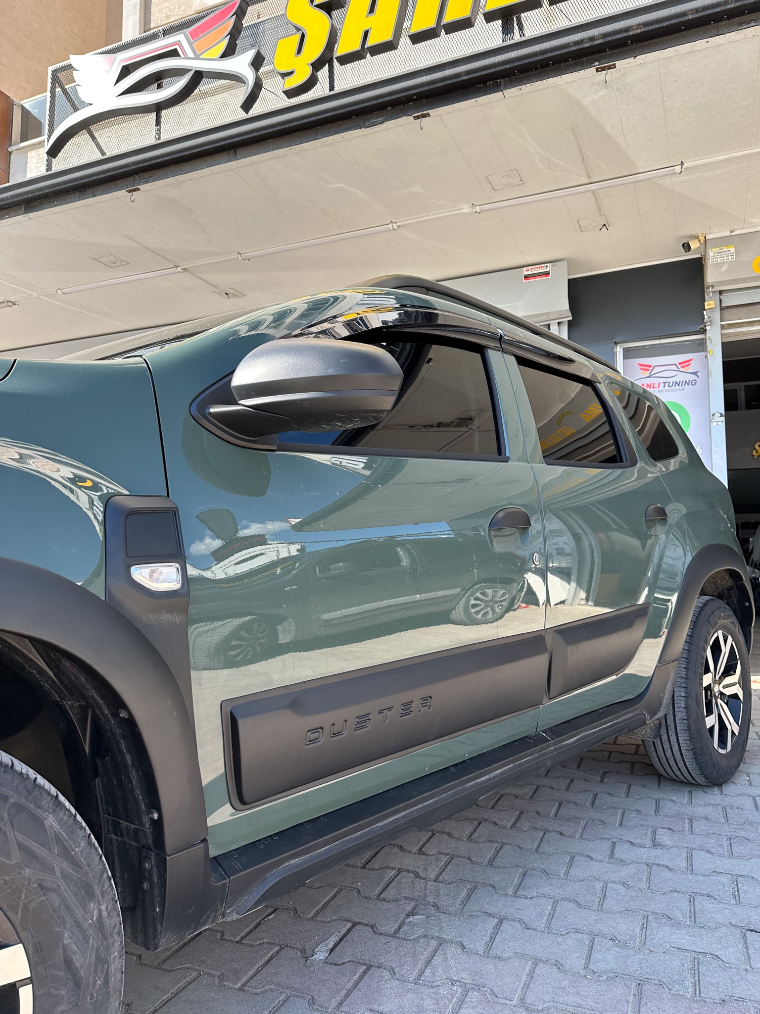DACİA DUSTRER 2024 DODİK SETİ MAT BLACK 