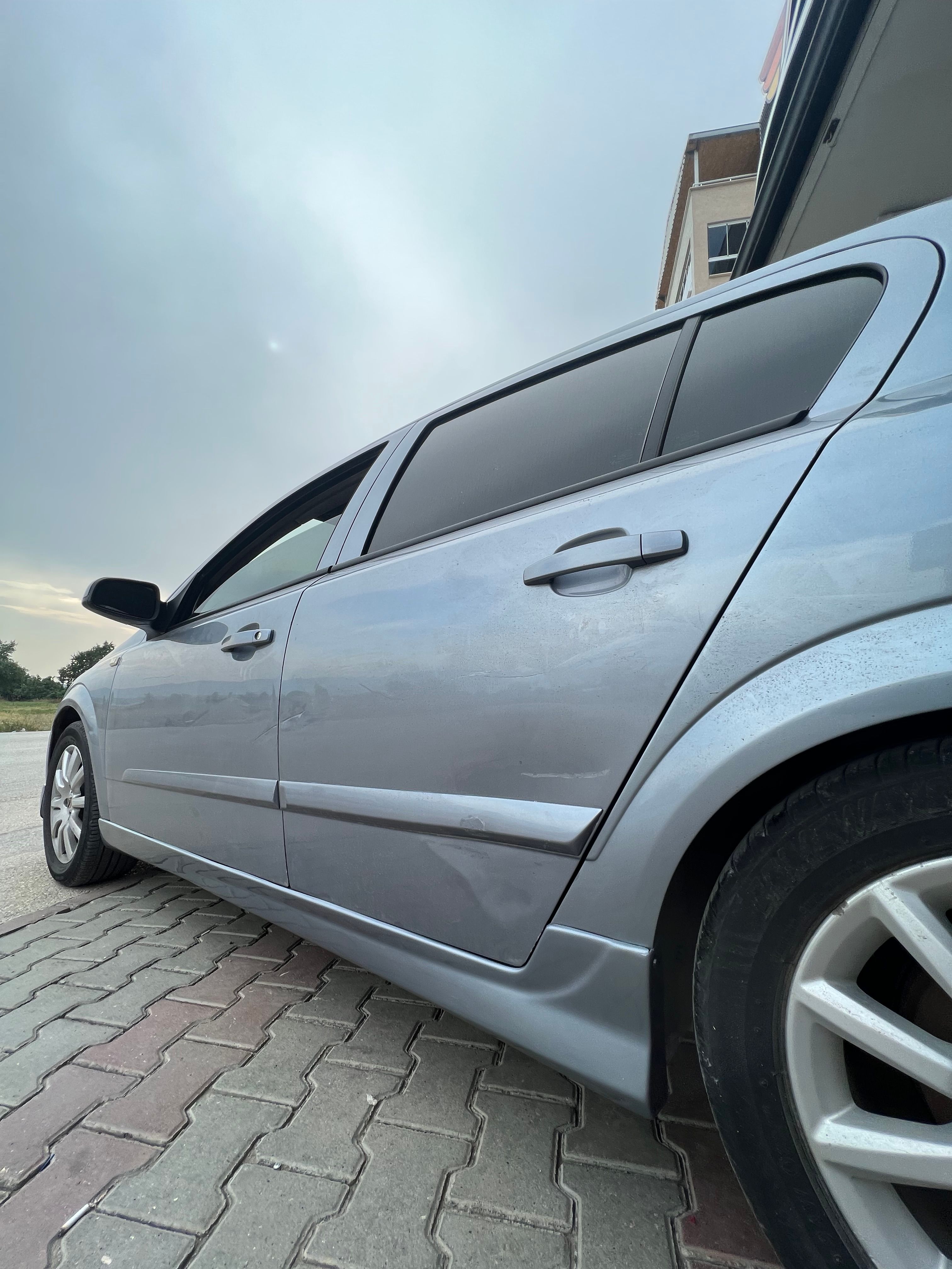 OPEL ASTRA H BODY KİT SETİ BOYALI ( PLASTİK )