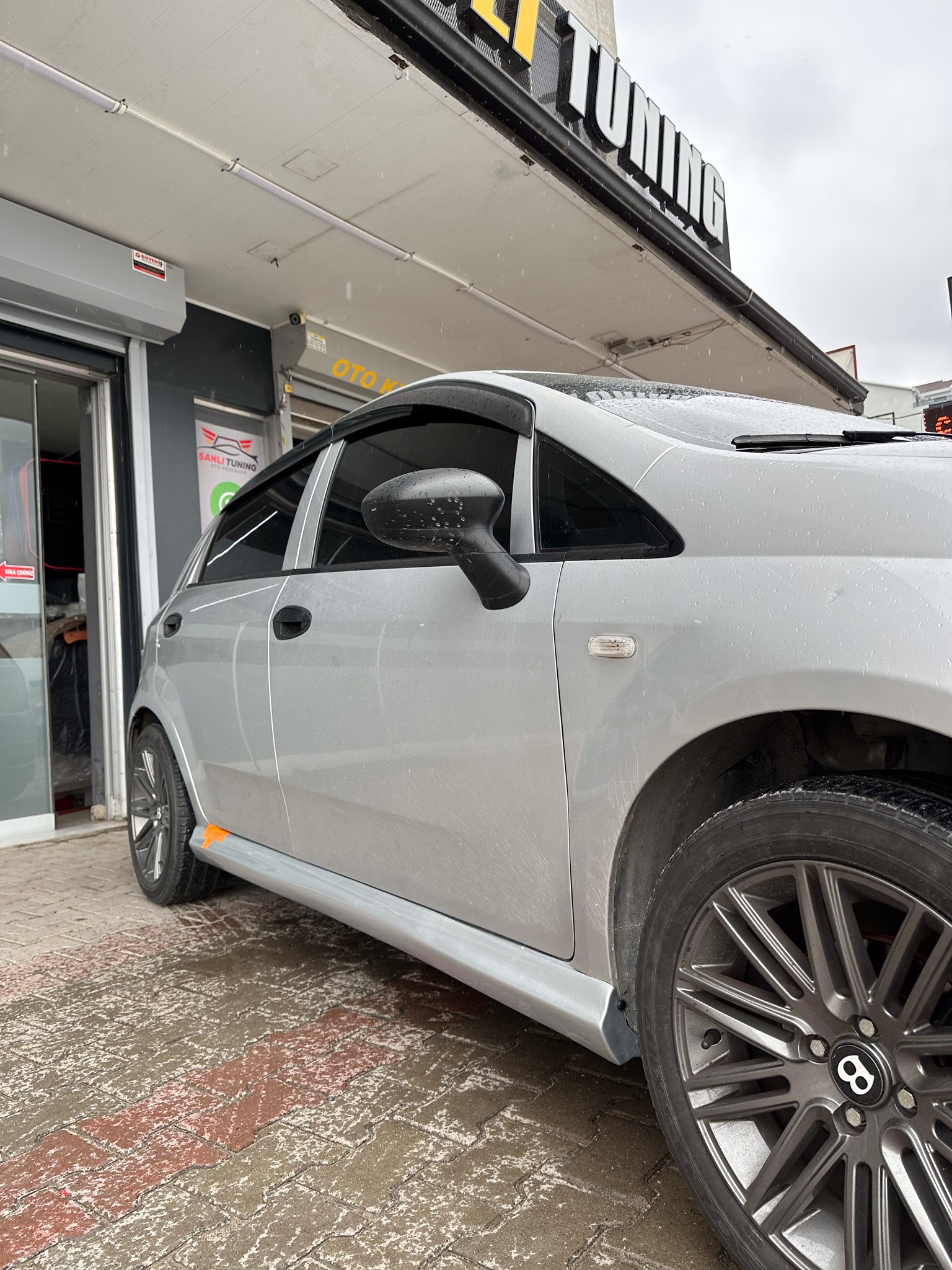FİAT PUNTO BODY KİT SETİ BOYALI ( PLASTİK )