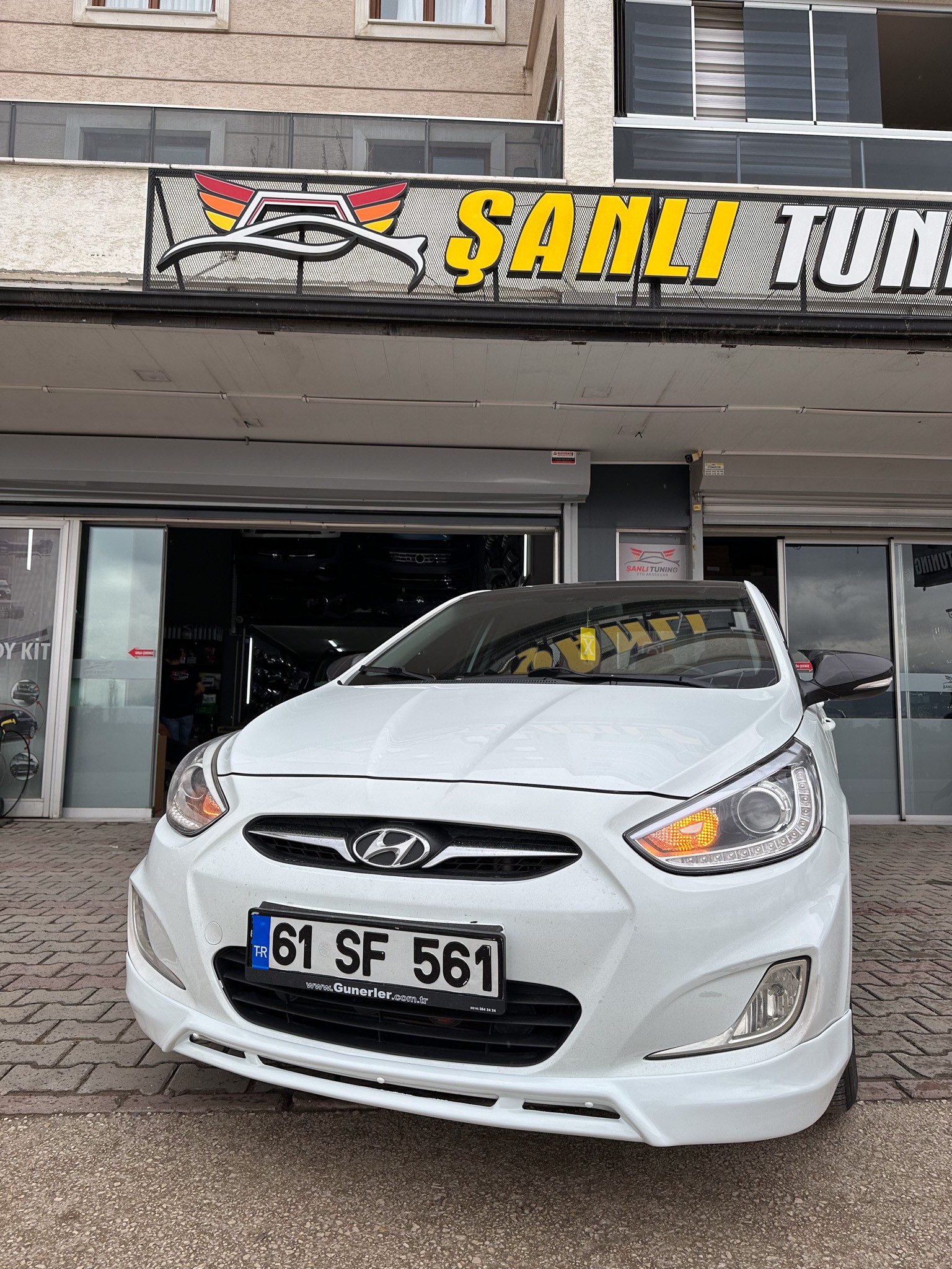 HYUNDAİ ACCENT BLUE BODY KİT SETİ BOYALI ( PLASTİK )