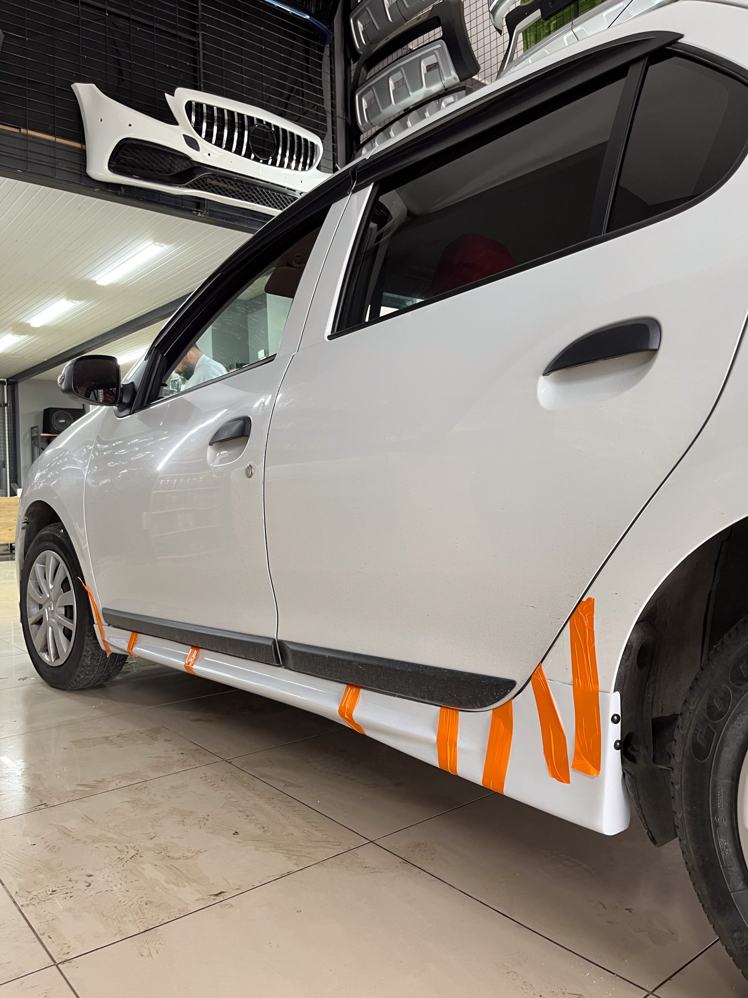RENAULT SYMBOL BODY KİT SETİ BOYALI ( PLASTİK )