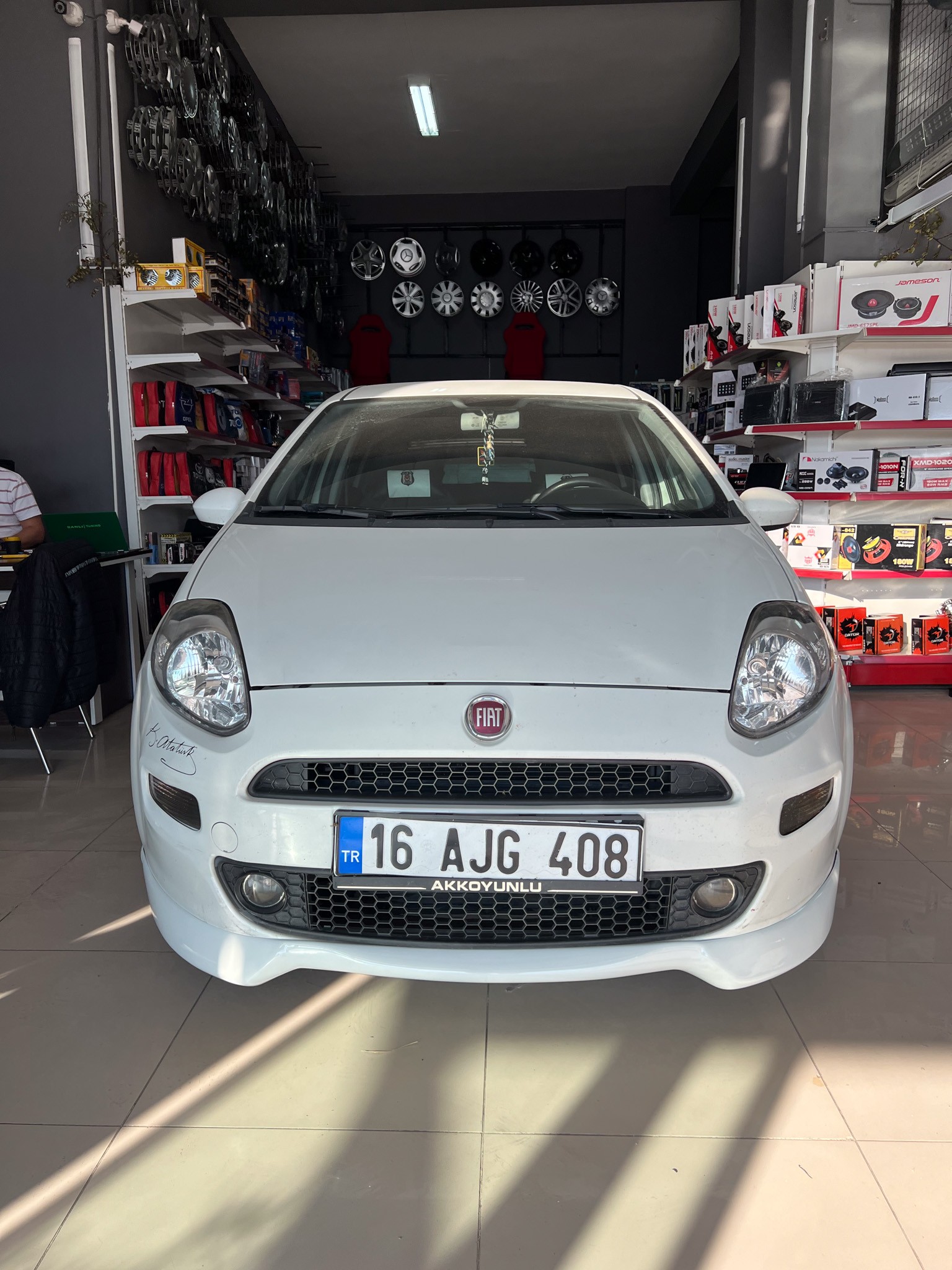 FİAT PUNTO ÖN EK BOYALI ( PLASTİK )