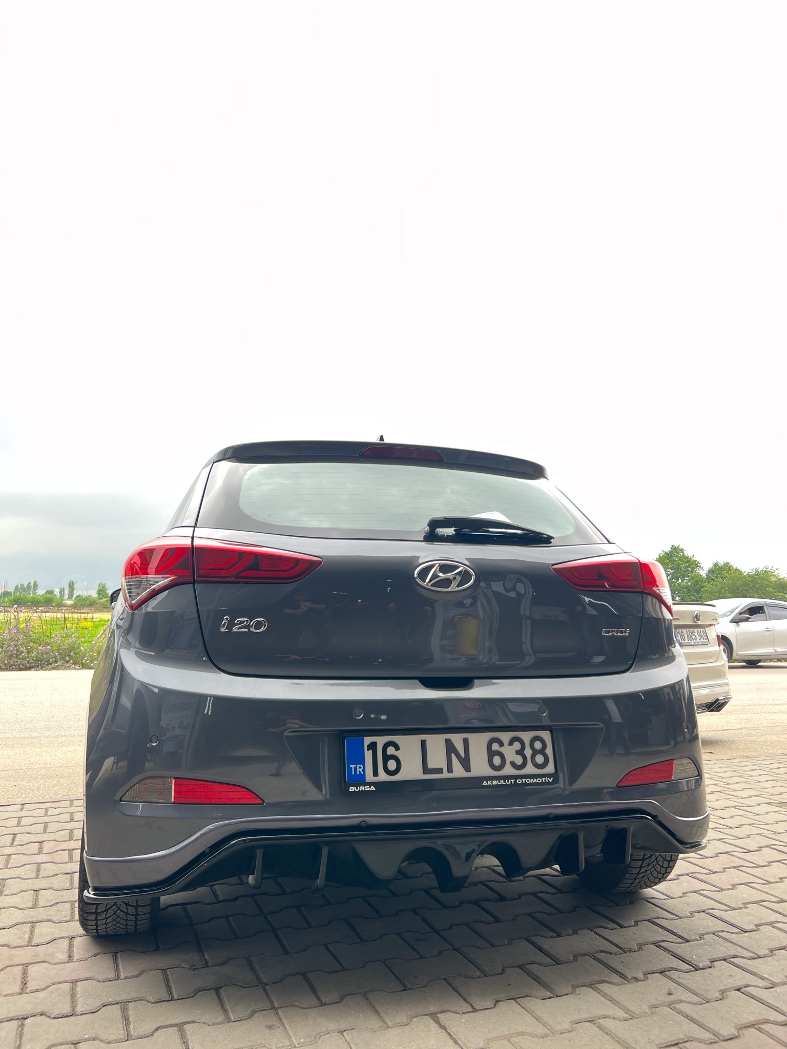 HYUNDAİ İ20 ÖN-ARKA EK BOYALI ( PLASTİK )
