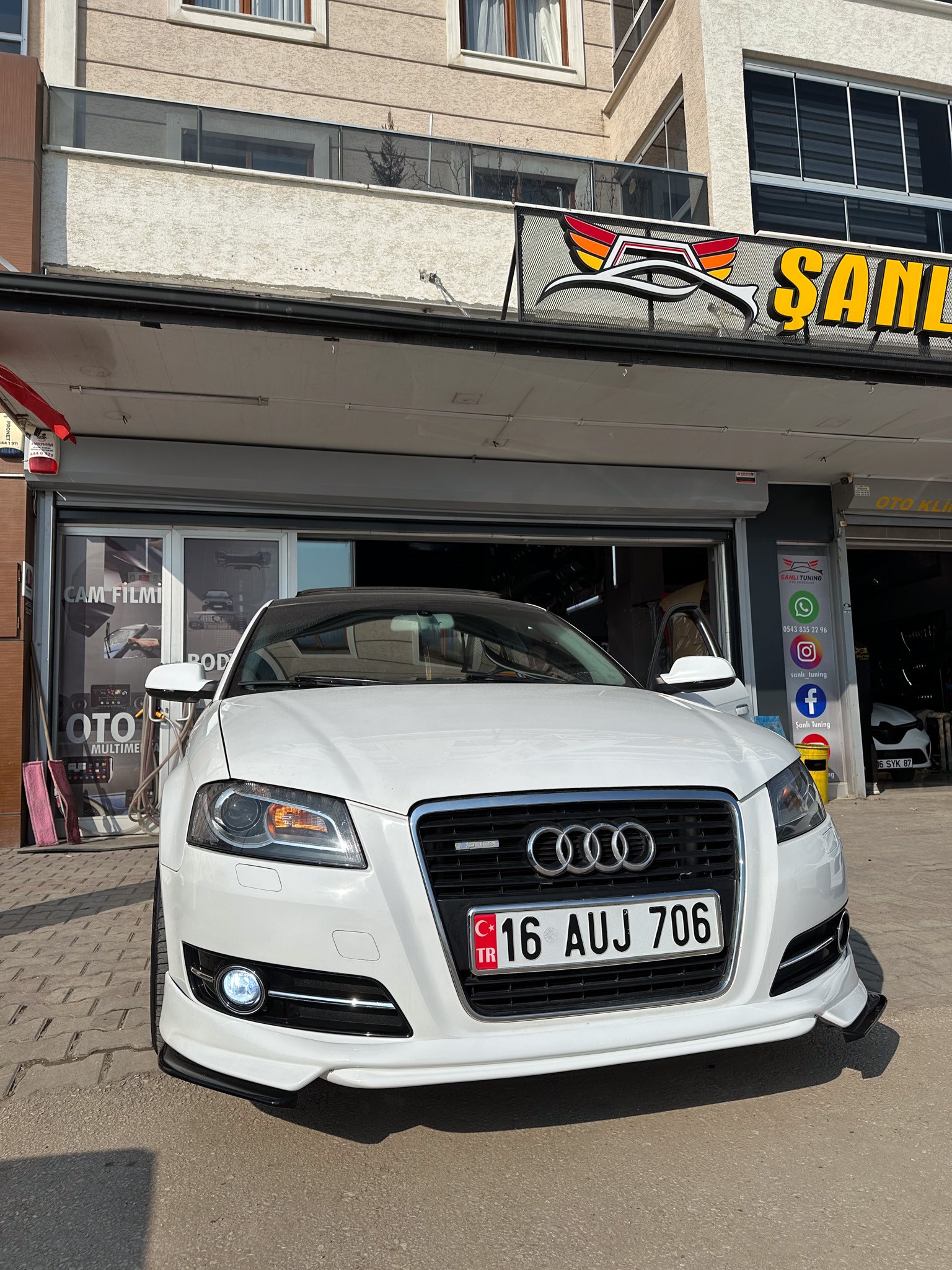 AUDİ A3 ÖN EK BOYALI ( PLASTİK )