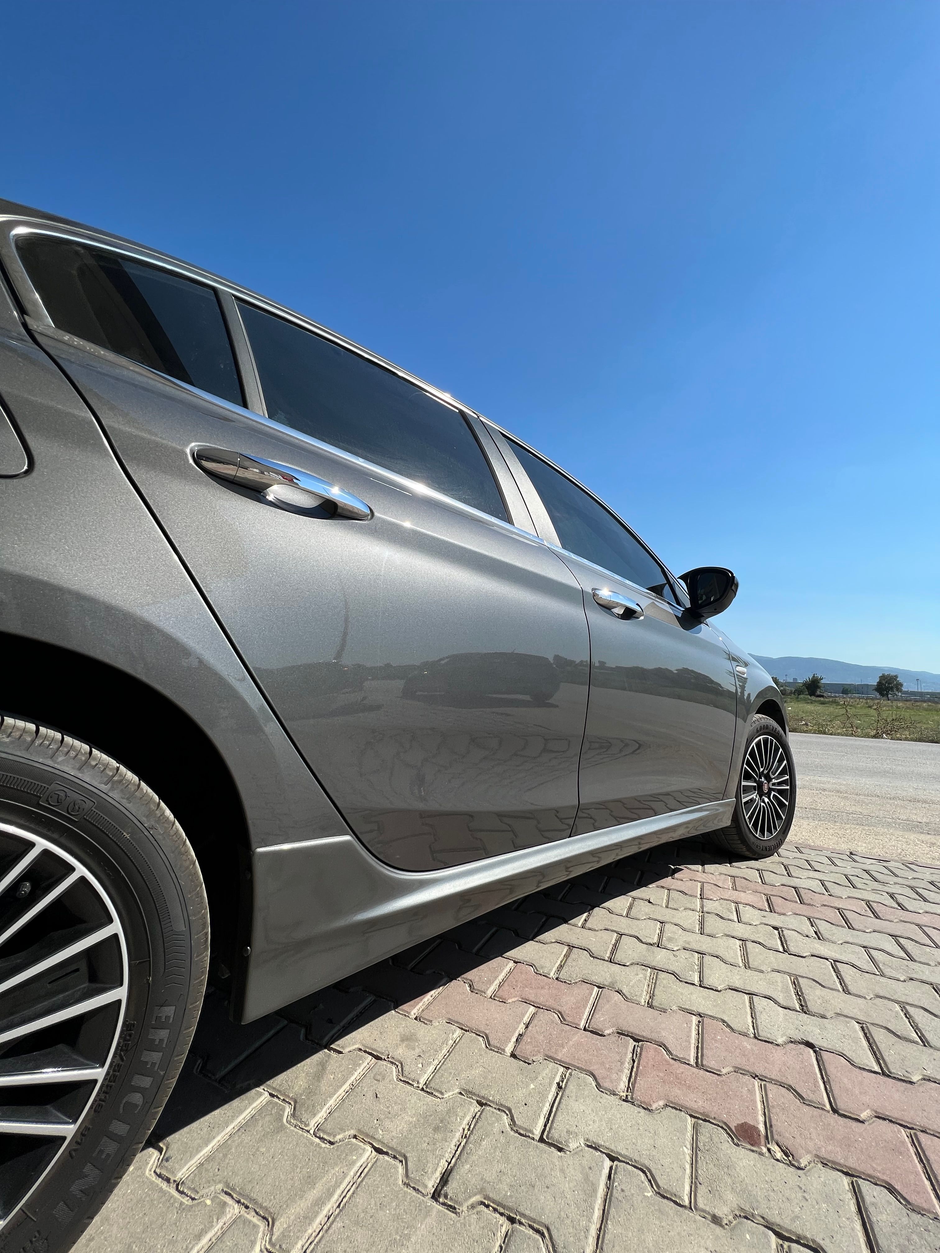 FİAT EGEA BODY KİT SETİ BOYALI ( PLASTİK )