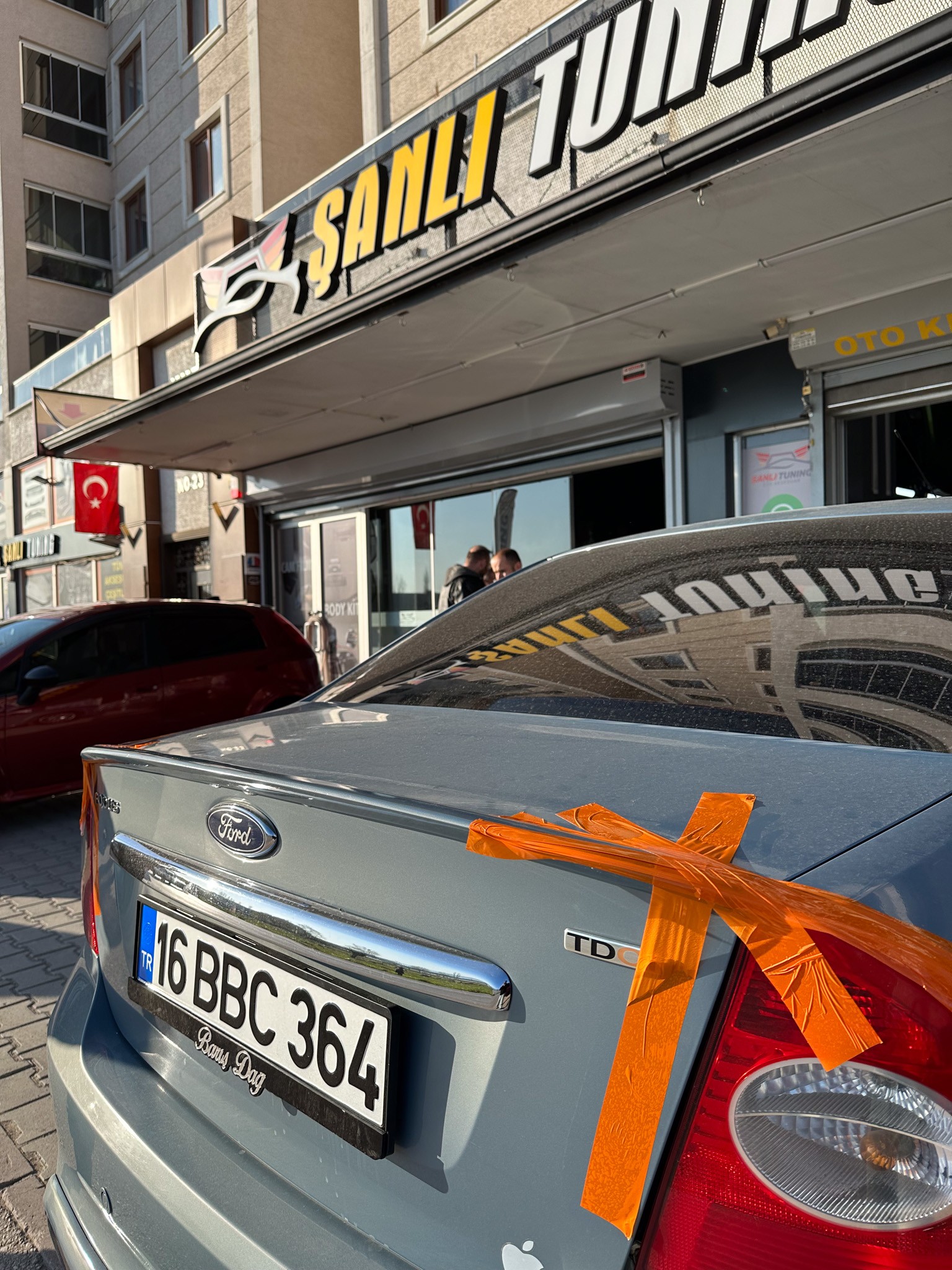 FORD FOCUS 2.5 SPOİLER PİANO BLACK ( PLASTİK )