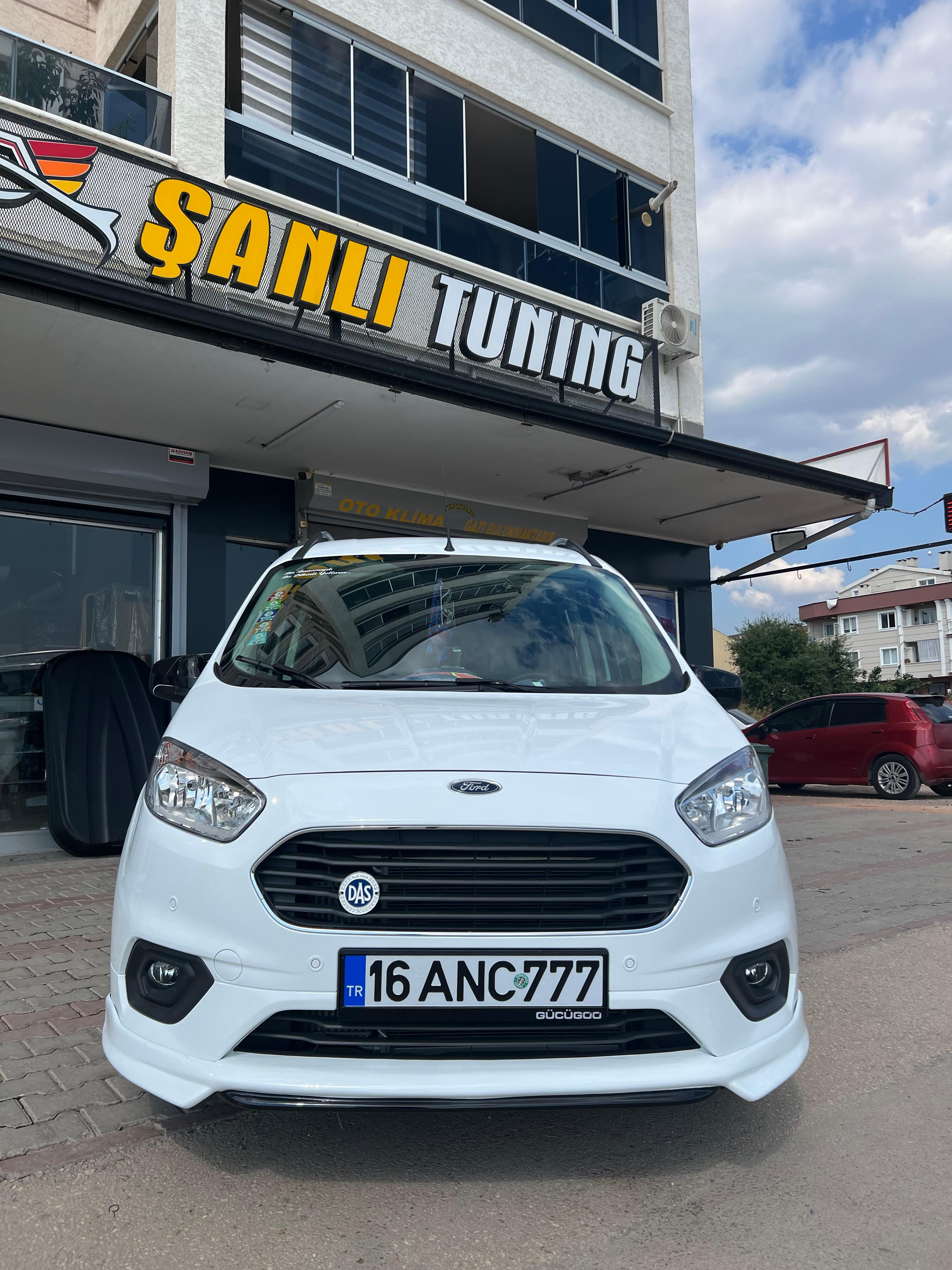 FORD COURİER MAKYAJLI ÖN EK BOYALI ( PLASTİK )