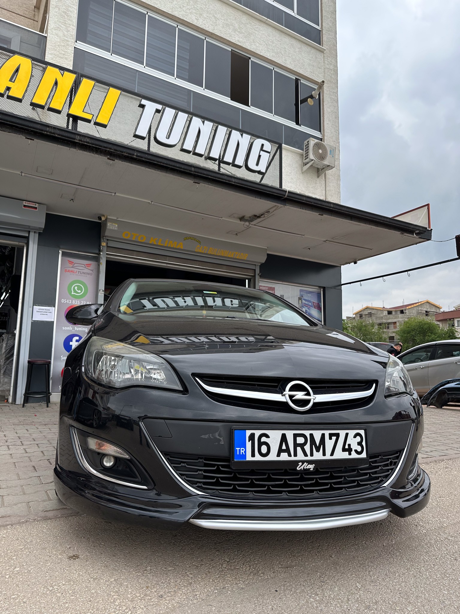 OPEL ASTRA J ÖN EK BOYALI ( PLASTİK ) 