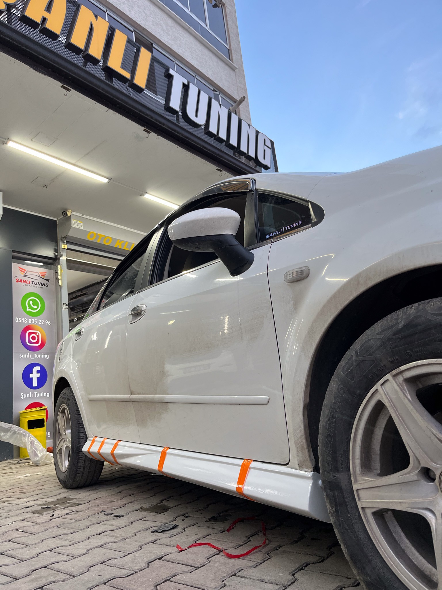 FİAT LİNEA MARŞPİYEL SETİ BOYALI ( PLASTİK ) 