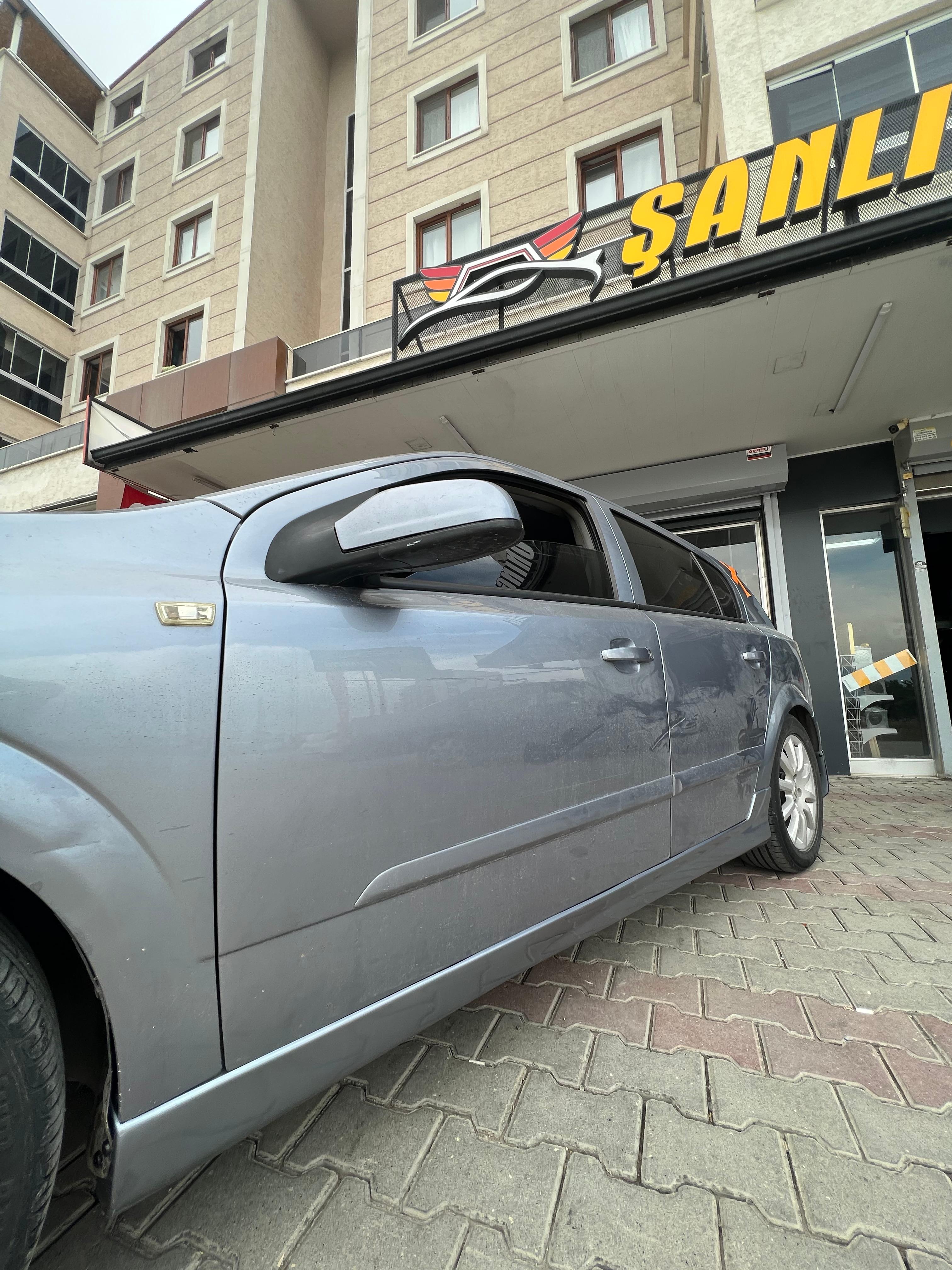 OPEL ASTRA H BODY KİT SETİ BOYALI ( PLASTİK )