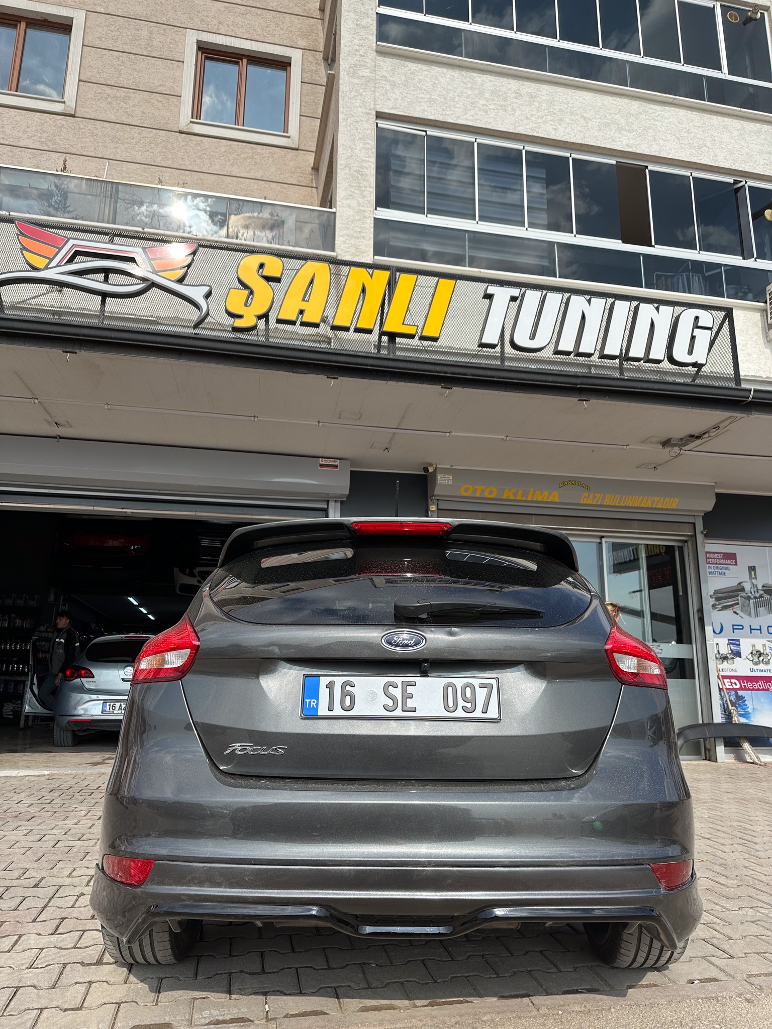 FORD FOCUS 3.5 ARKA EK BOYALI ( PALSTİK )