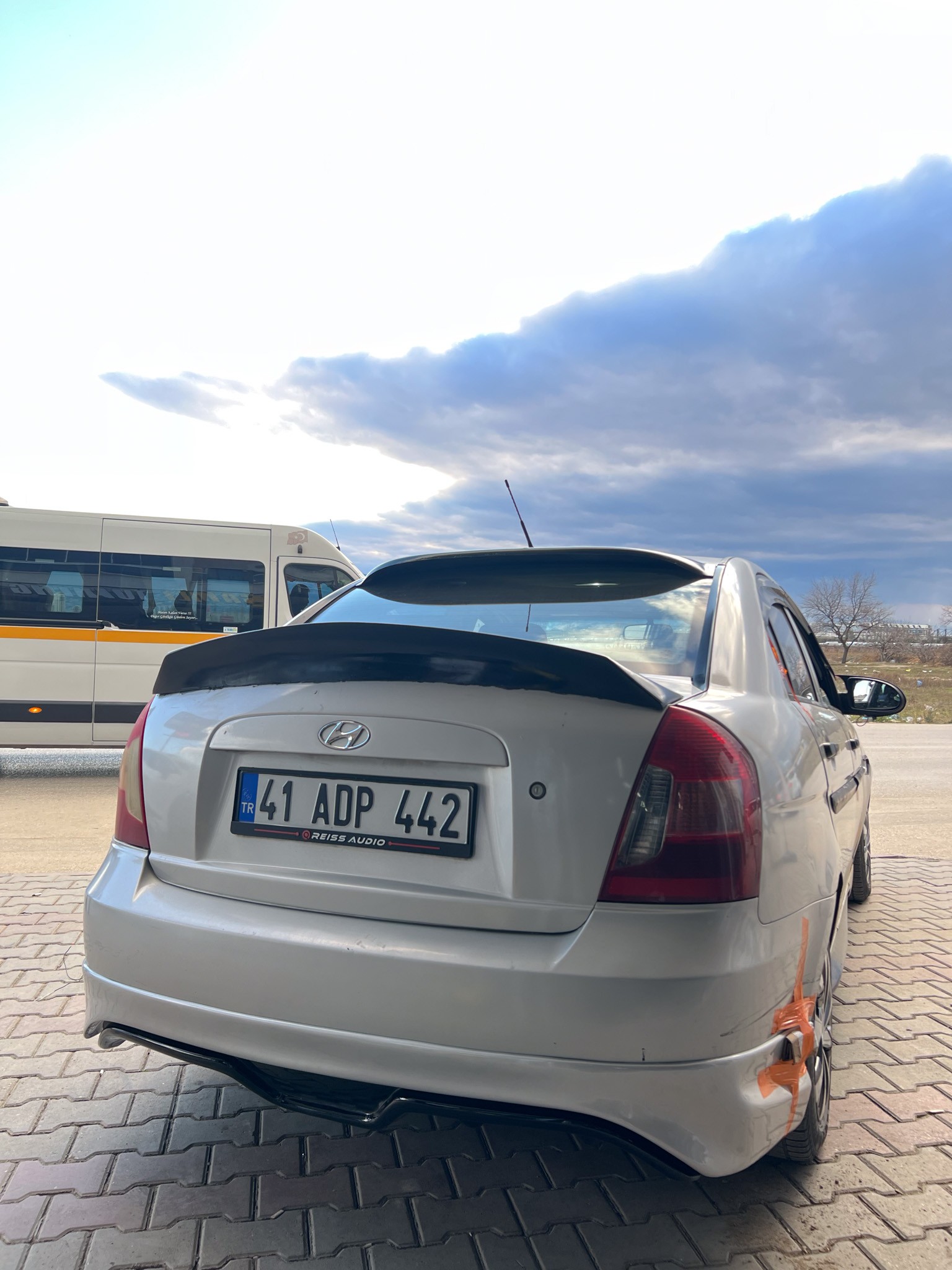 HYUNDAİ ERA ÖN - ARKA EK  BOYALI ( PLASTİK )