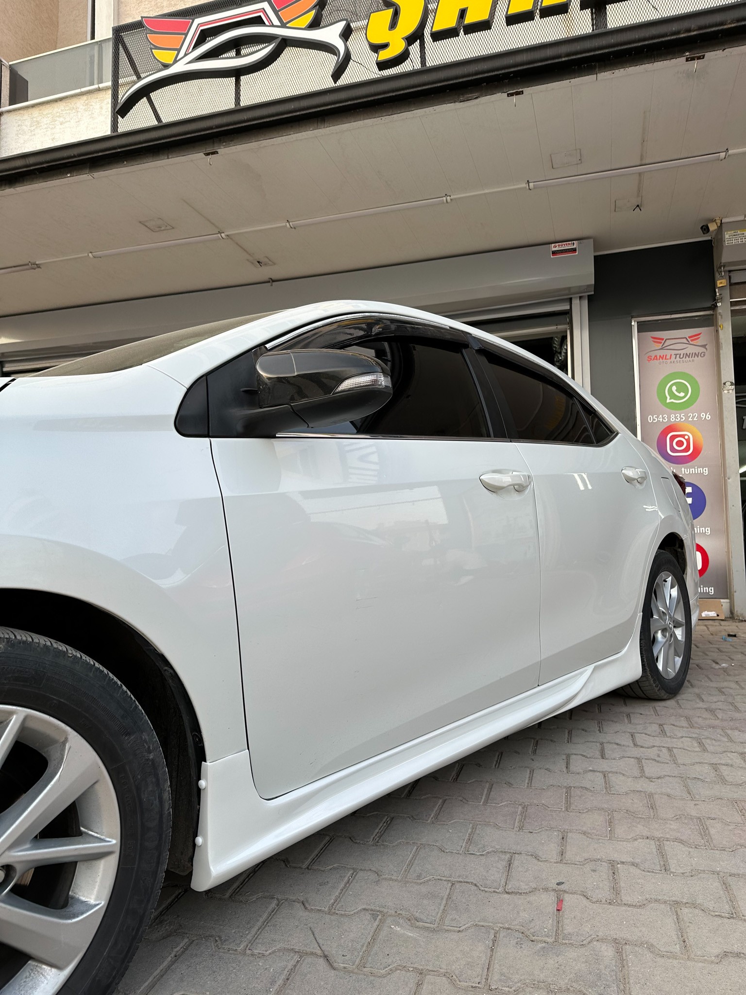 TOYOTA COROLLA BODY KİT SETİ BOYALI ( PLASTİK )