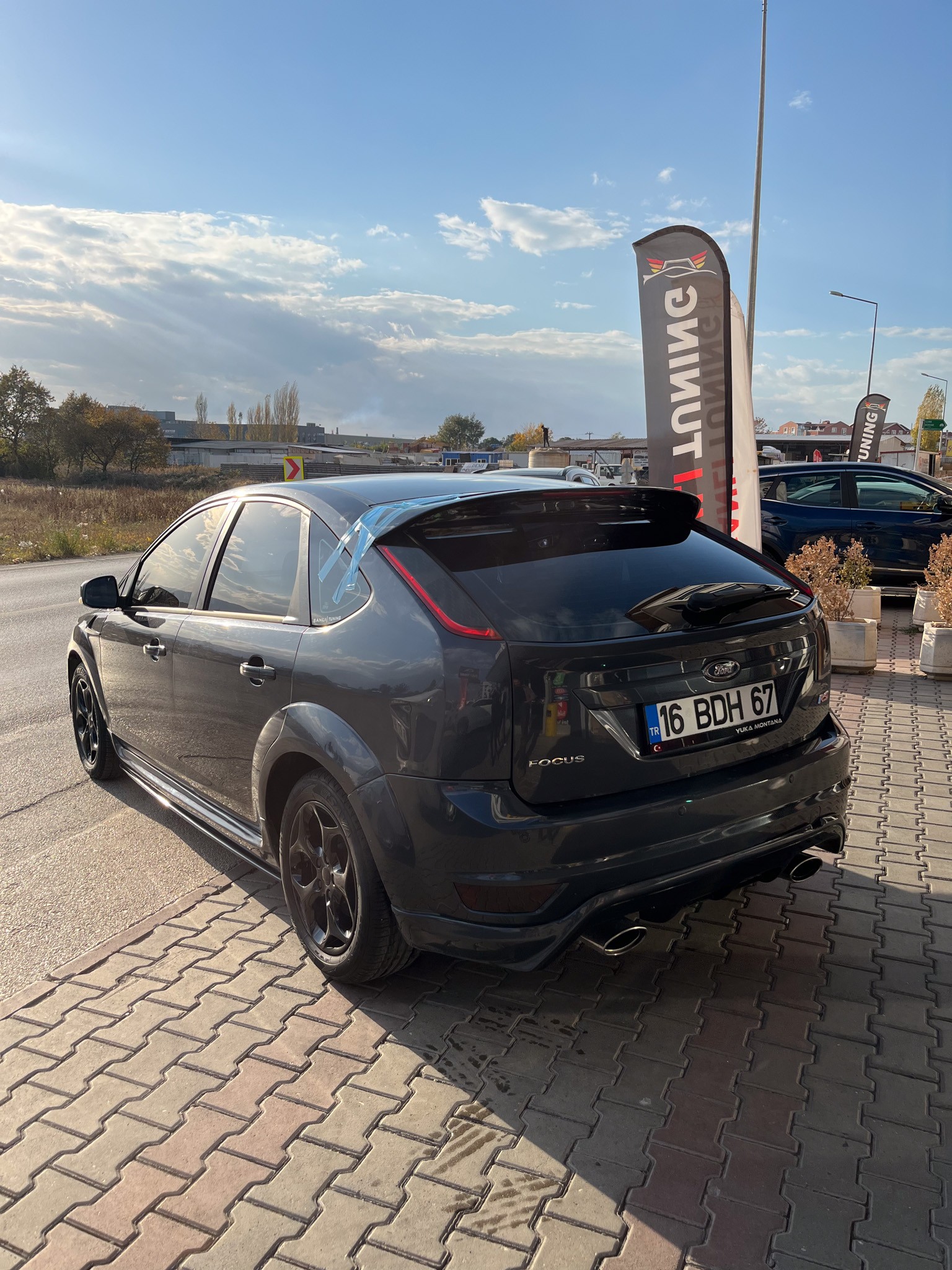 FORD FOCUS 2.5 SPOİLER BOYALI ( PLASTİK )