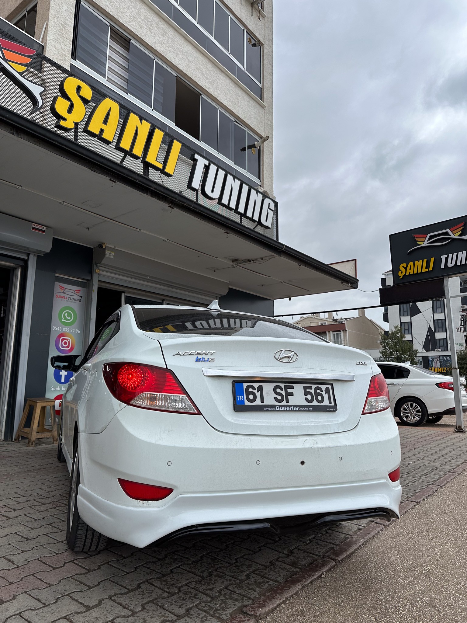 HYUNDAİ ACCENT BLUE BODY KİT SETİ BOYALI ( PLASTİK )