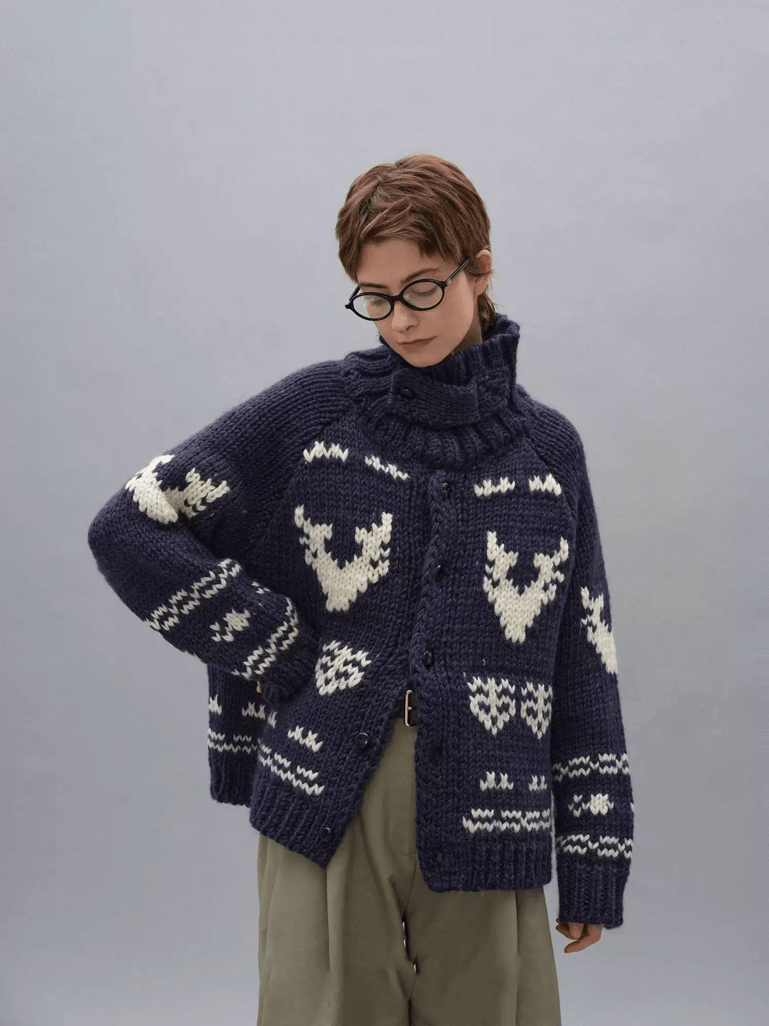 Desenli Kalın Örgülü Triko Hırka