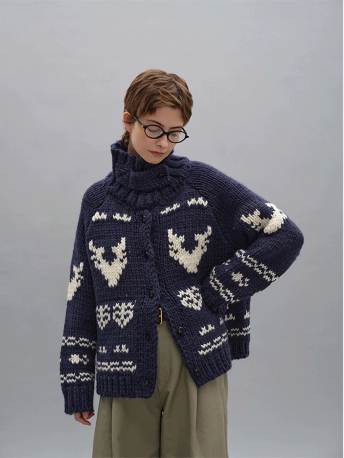 Desenli Kalın Örgülü Triko Hırka