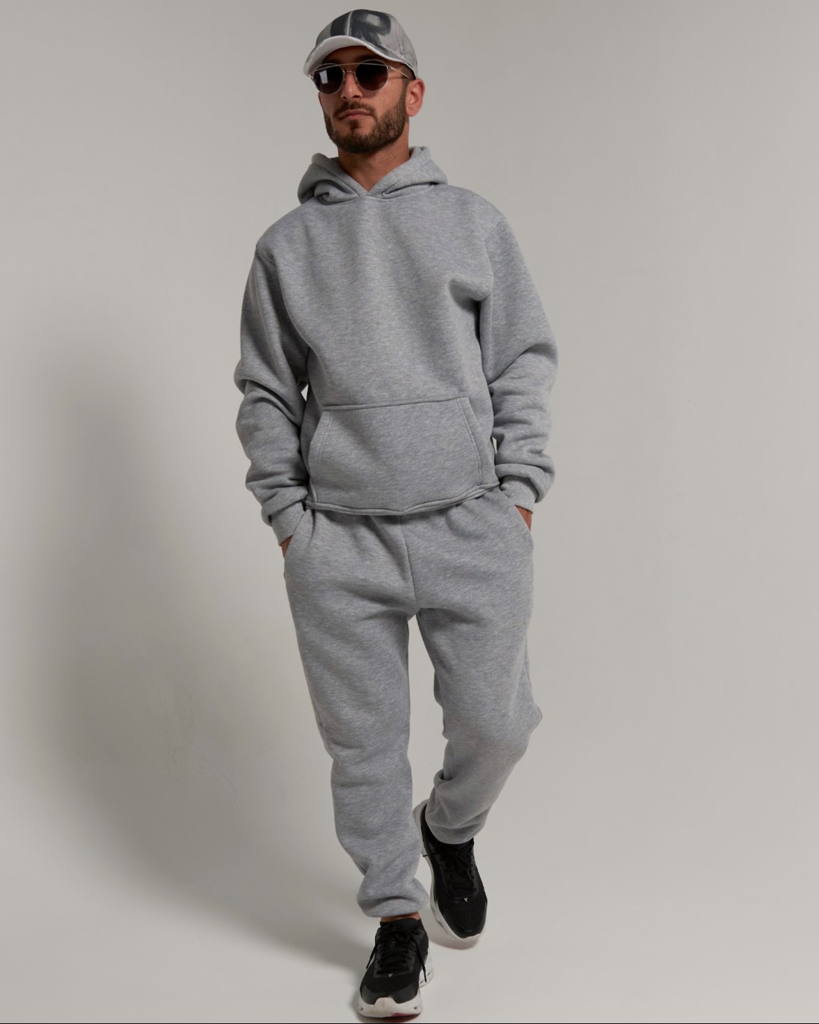 LIGHT GREY SOFT SWEATSHIRT