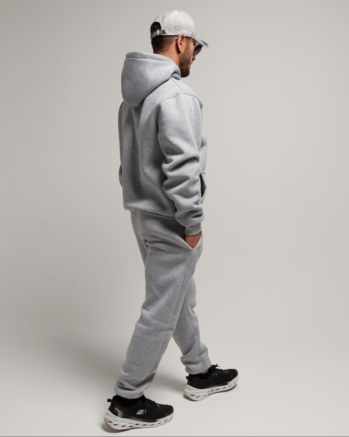 LIGHT GREY SOFT SWEATSHIRT