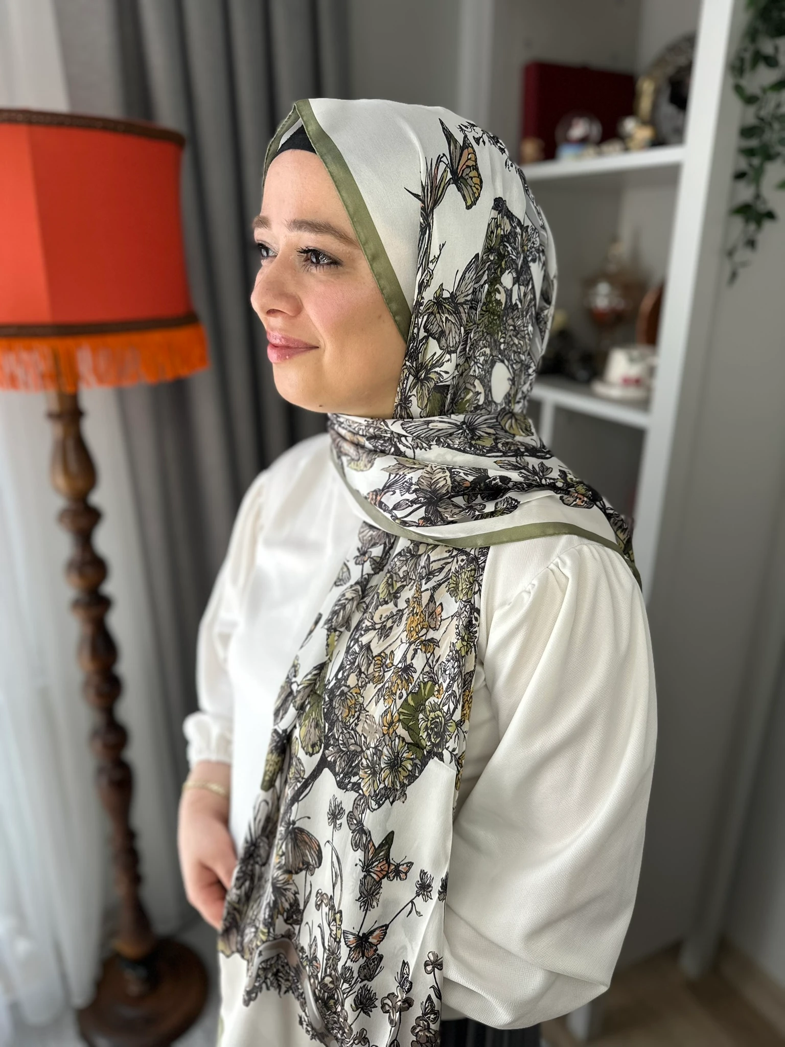 Christian Dior Çiçek Desen Vual İpek Şal